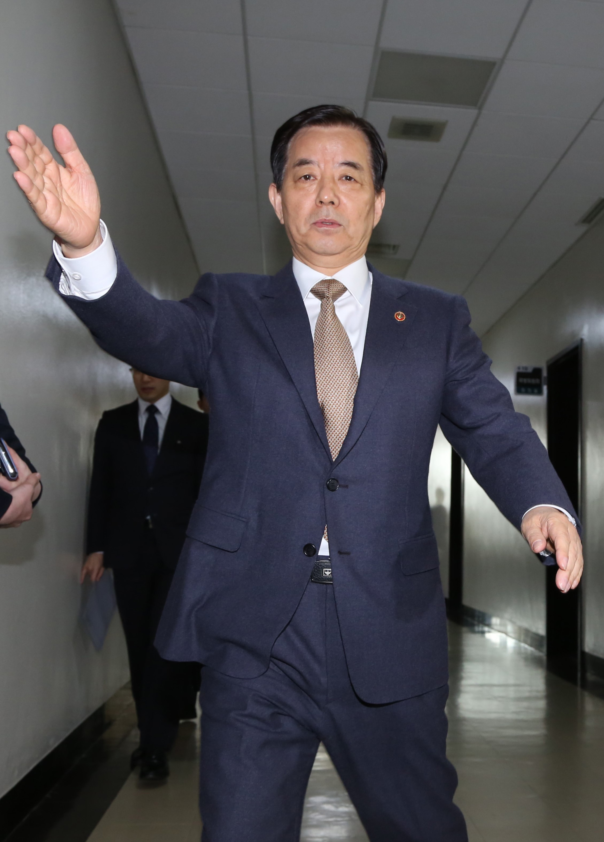 정치;국회;국방위원회;국방부장관;한민구;김정남피살현안보고