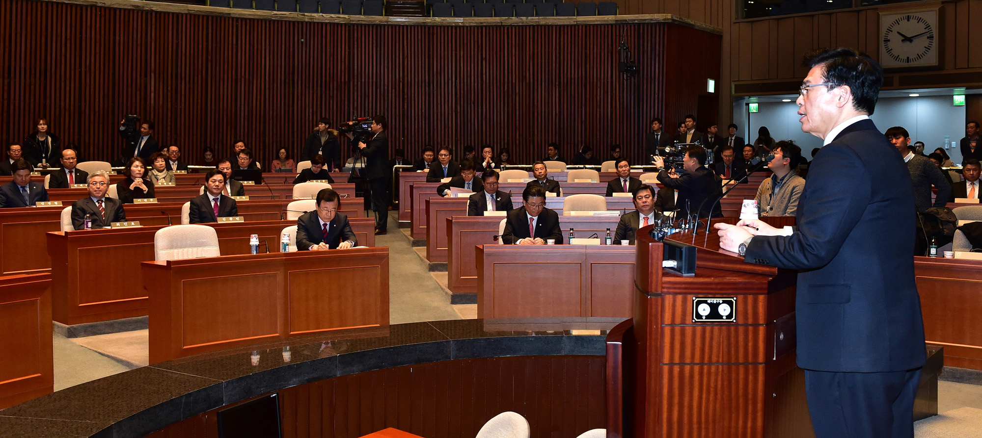 정치;국회;자유한국당;의원총회;정우택