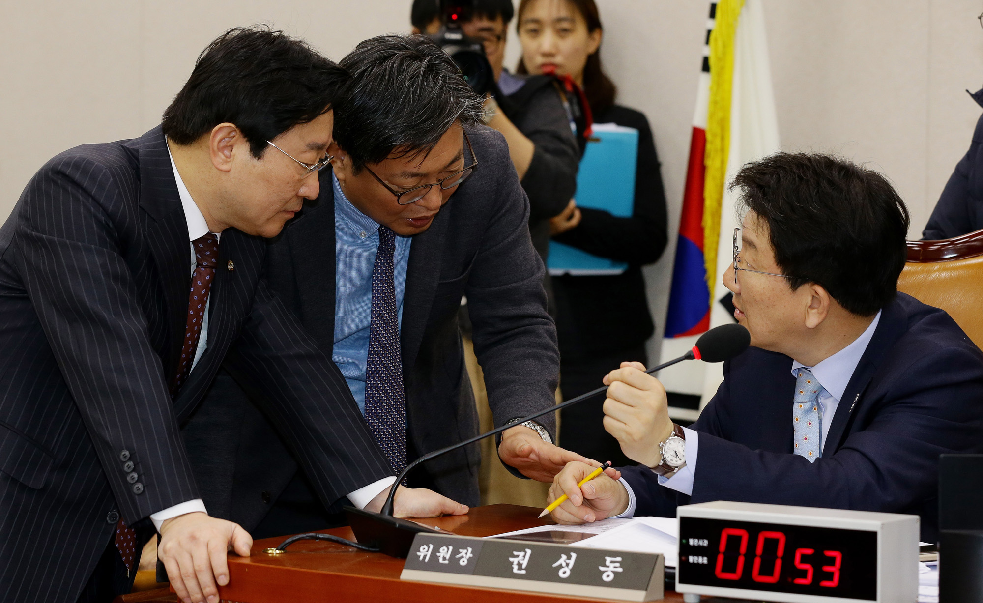 정치;국회;법제사법위원회;특검기간연장