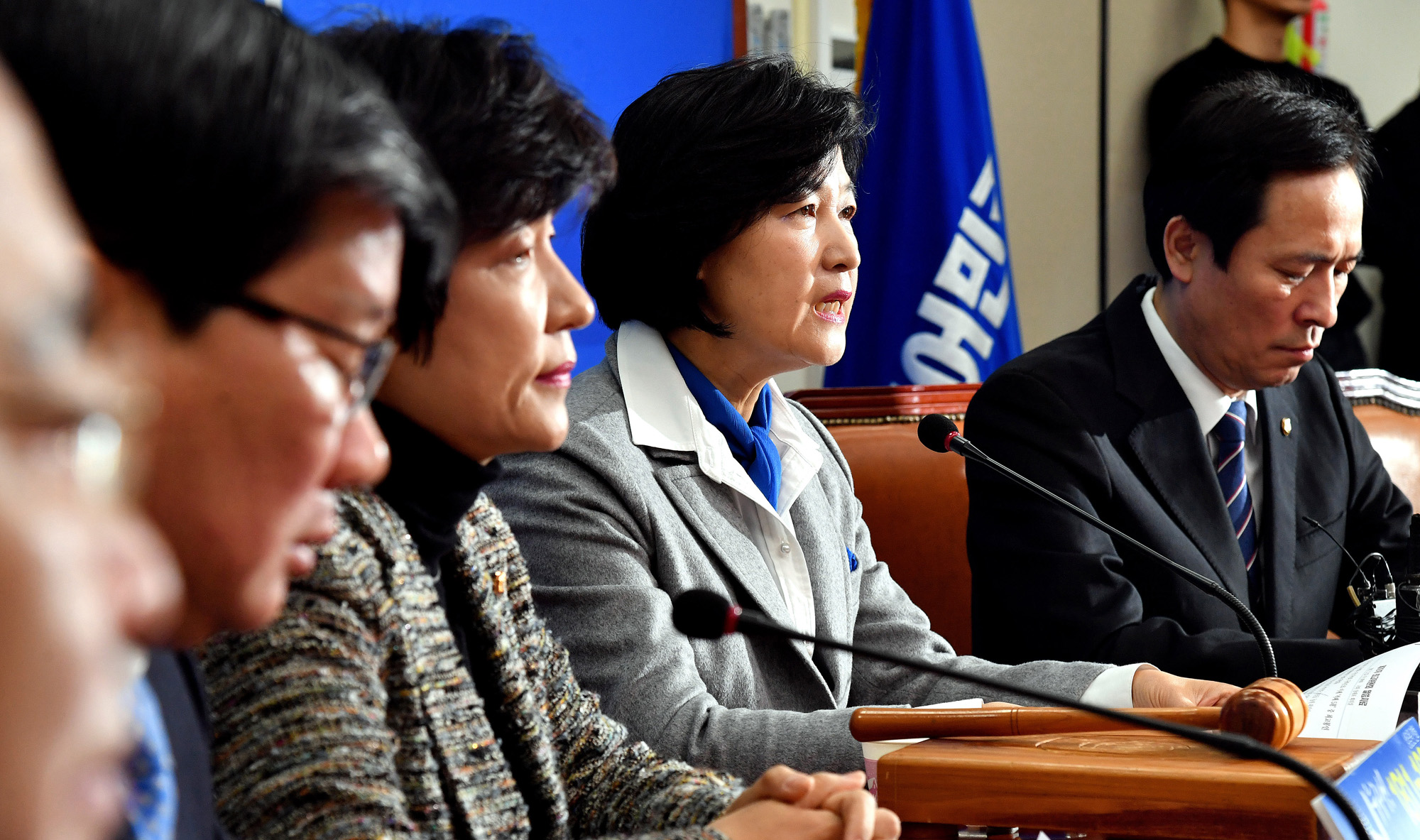 정치;국회;더불어민주당최고위원회의;추미애;우상호