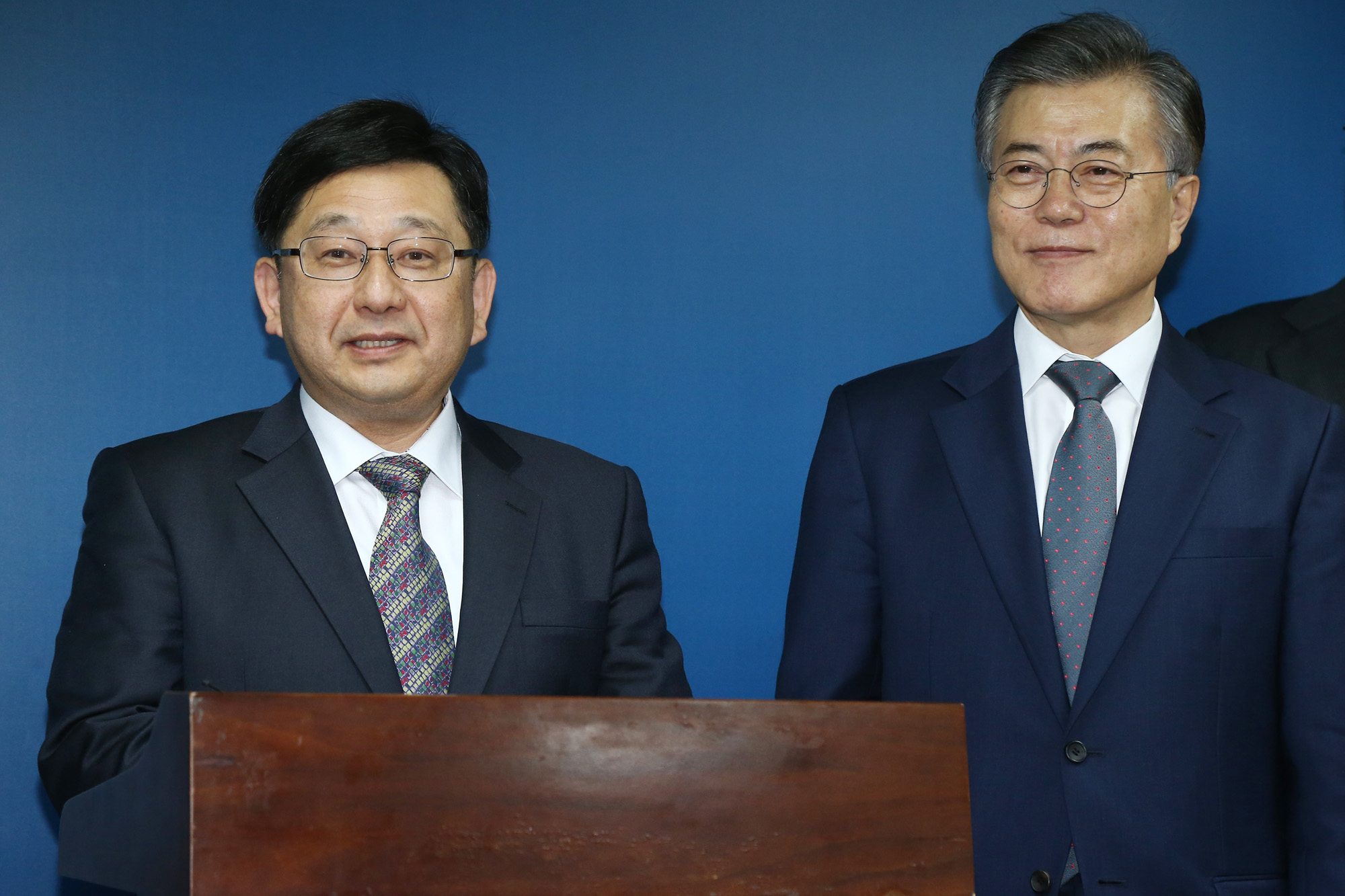 정치;문재인;대선주자;호사카유지;유웅환