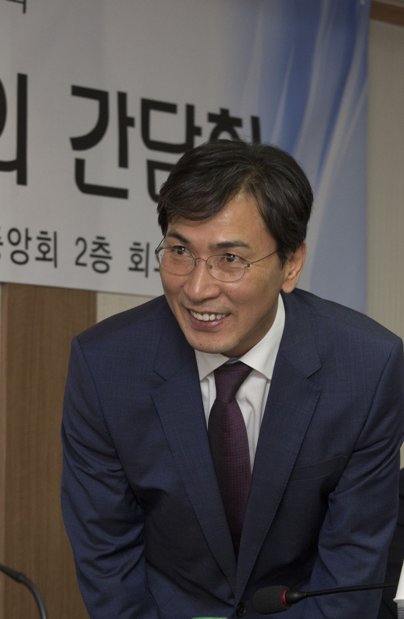 정치;대선;더불어민주당;더민주당;대선후보;안희정;충남도지사