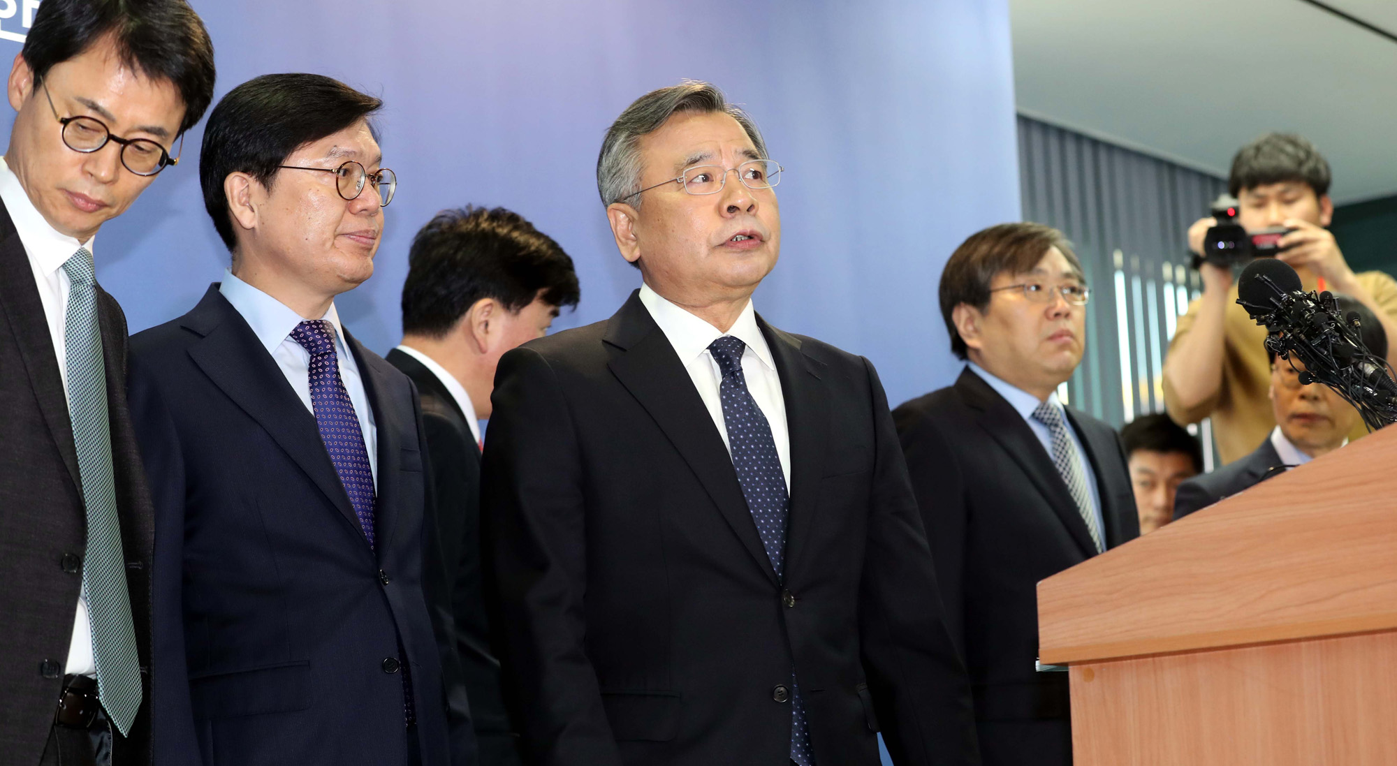 정치;법조;사건사고;최순실국정농단;박근혜정부;박근혜게이트;최순실게이트;비선실세;최순실국정농단수사;박영수특검팀;특검수사결과발표