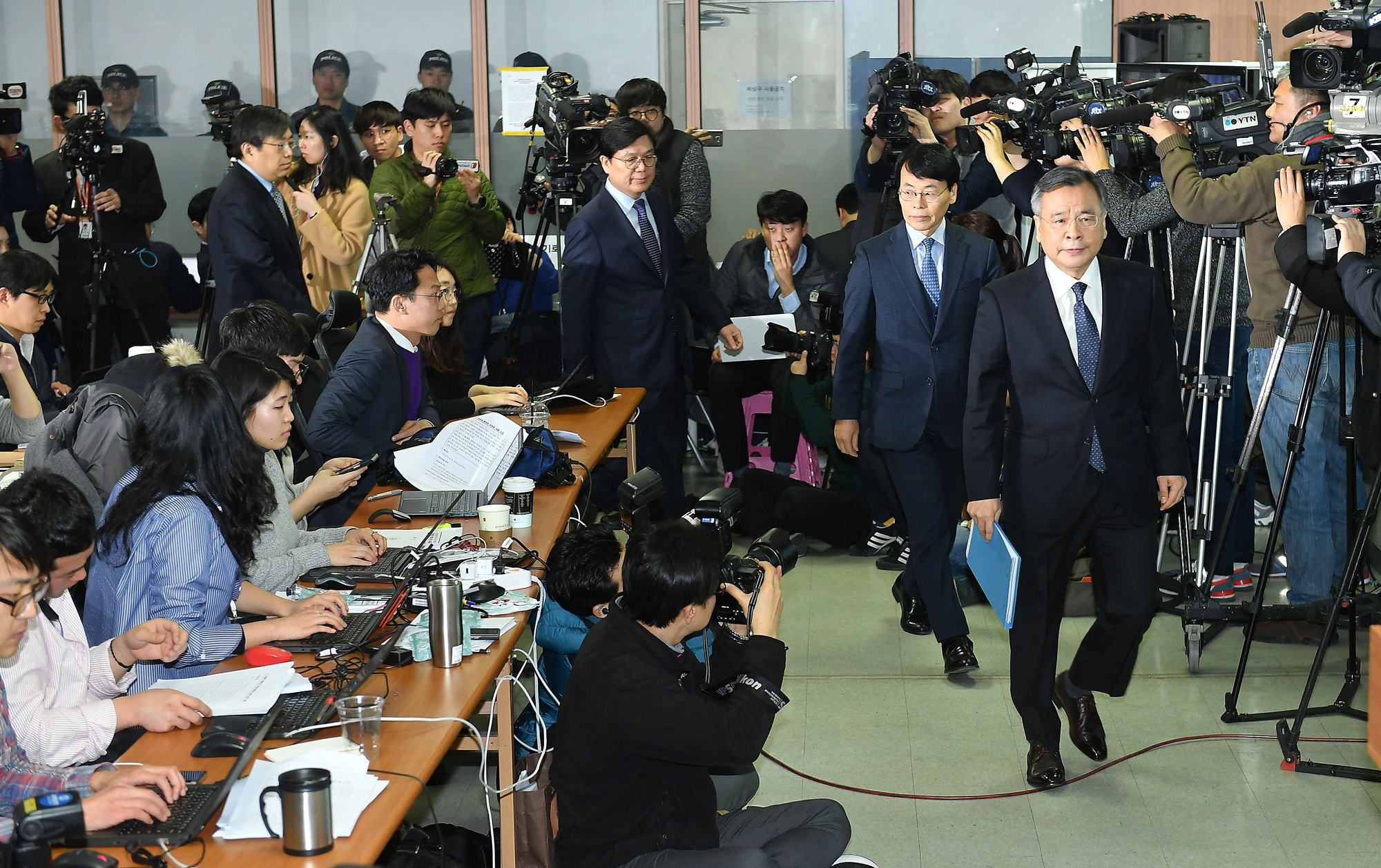 정치;법조;사건사고;최순실국정농단;박근혜정부;박근혜게이트;최순실게이트;비선실세;최순실국정농단수사;박영수특검팀;특검수사결과발표