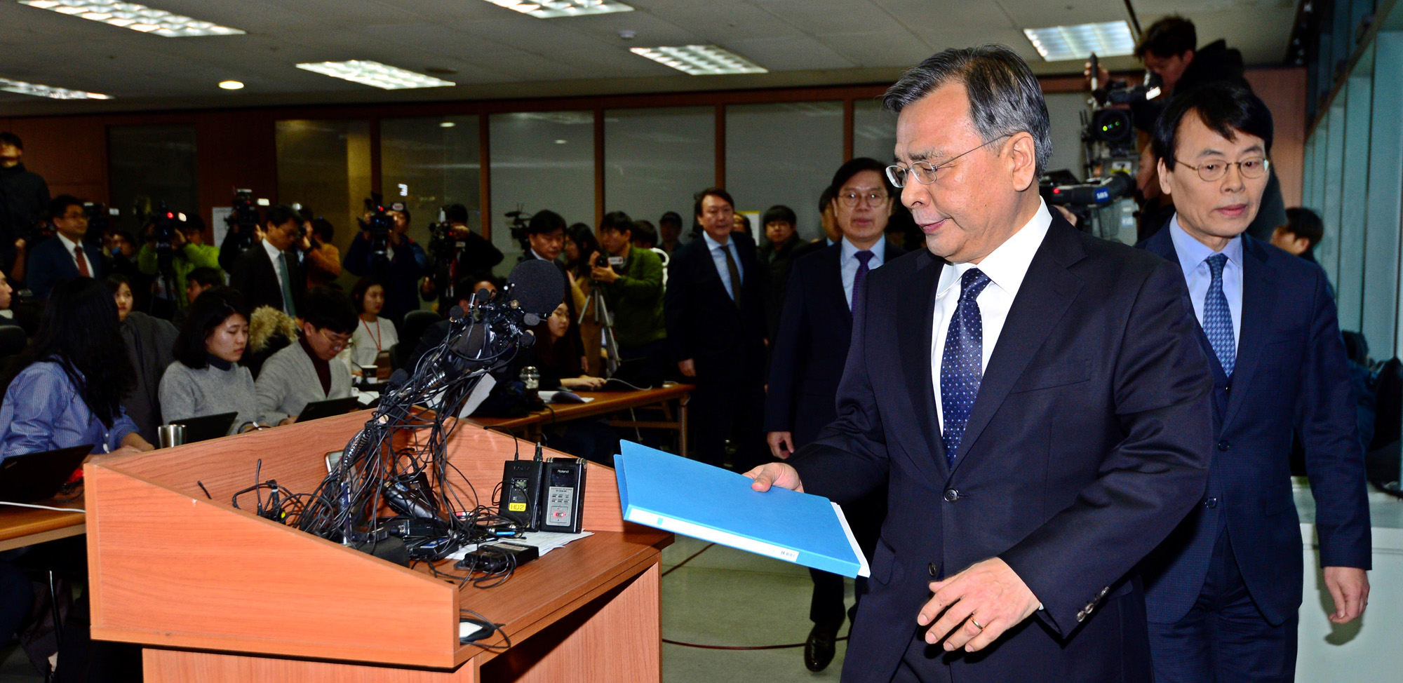 정치;법조;사건사고;최순실국정농단;박근혜정부;박근혜게이트;최순실게이트;비선실세;최순실국정농단수사;박영수특검팀;특검수사결과발표