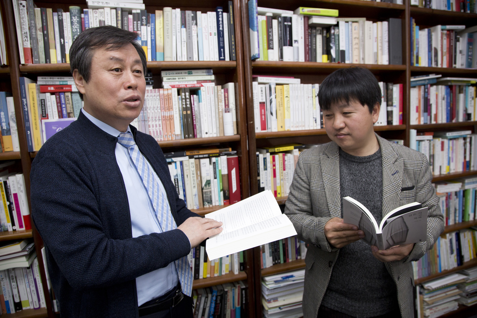 사회;검은시의목록;도종환;블랙리스트;김성규