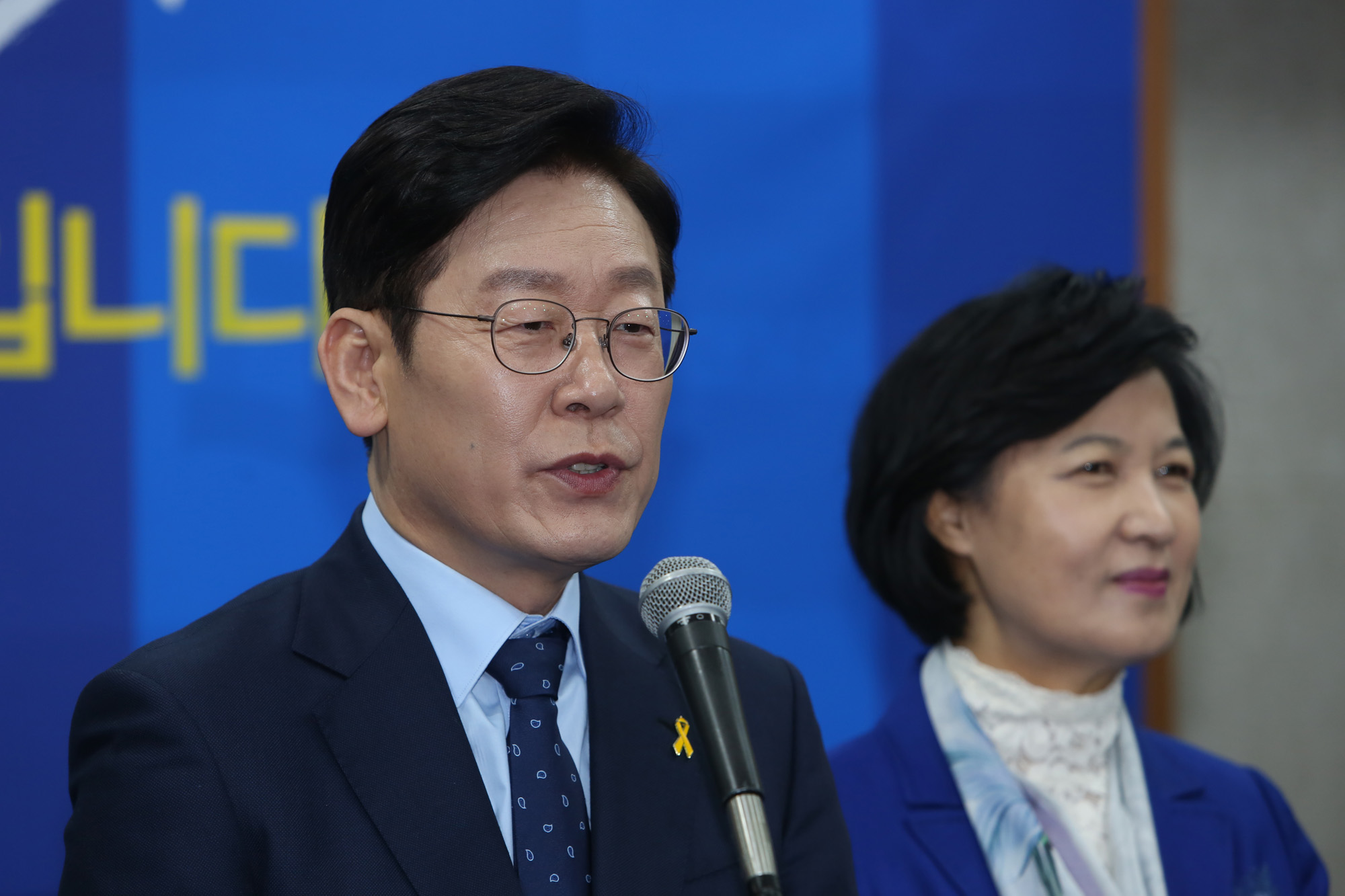 정치;더불어민주당;대선후보;문재인;이재명;안희정;최정;공명경선선언식