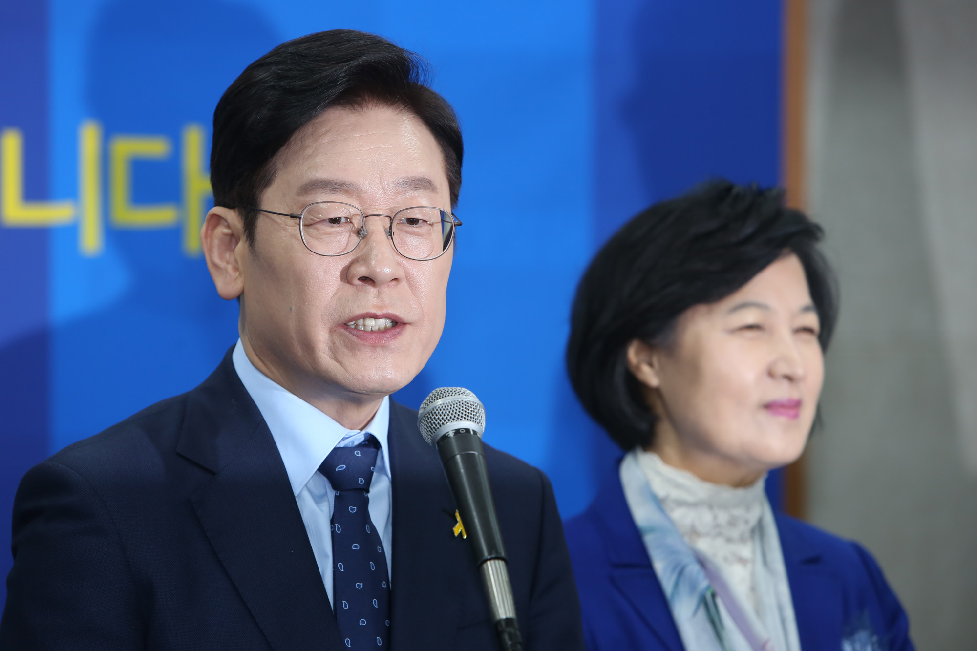 정치;더불어민주당;대선후보;문재인;이재명;안희정;최정;공명경선선언식