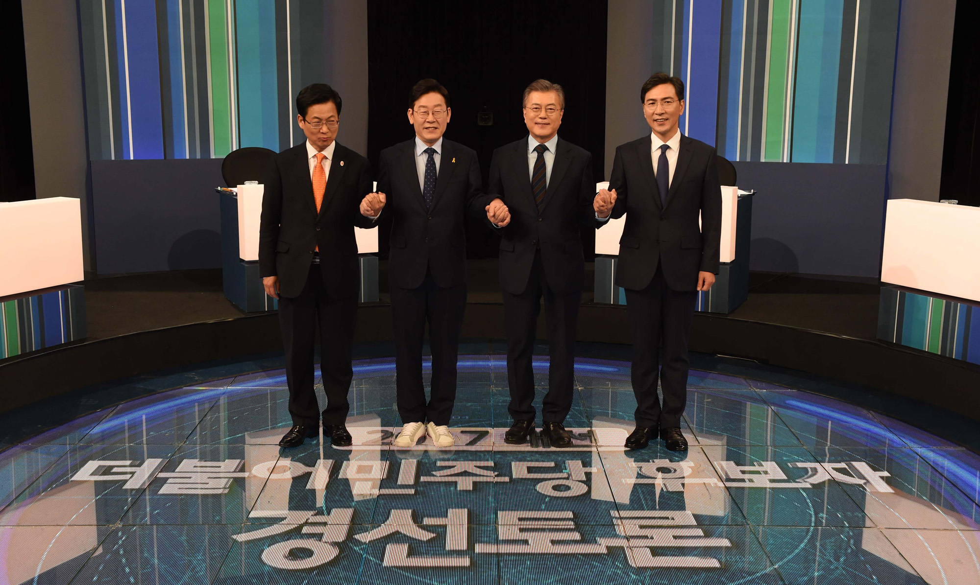 정치;더불어민주당후보자;합동토론회;문재인;안희정