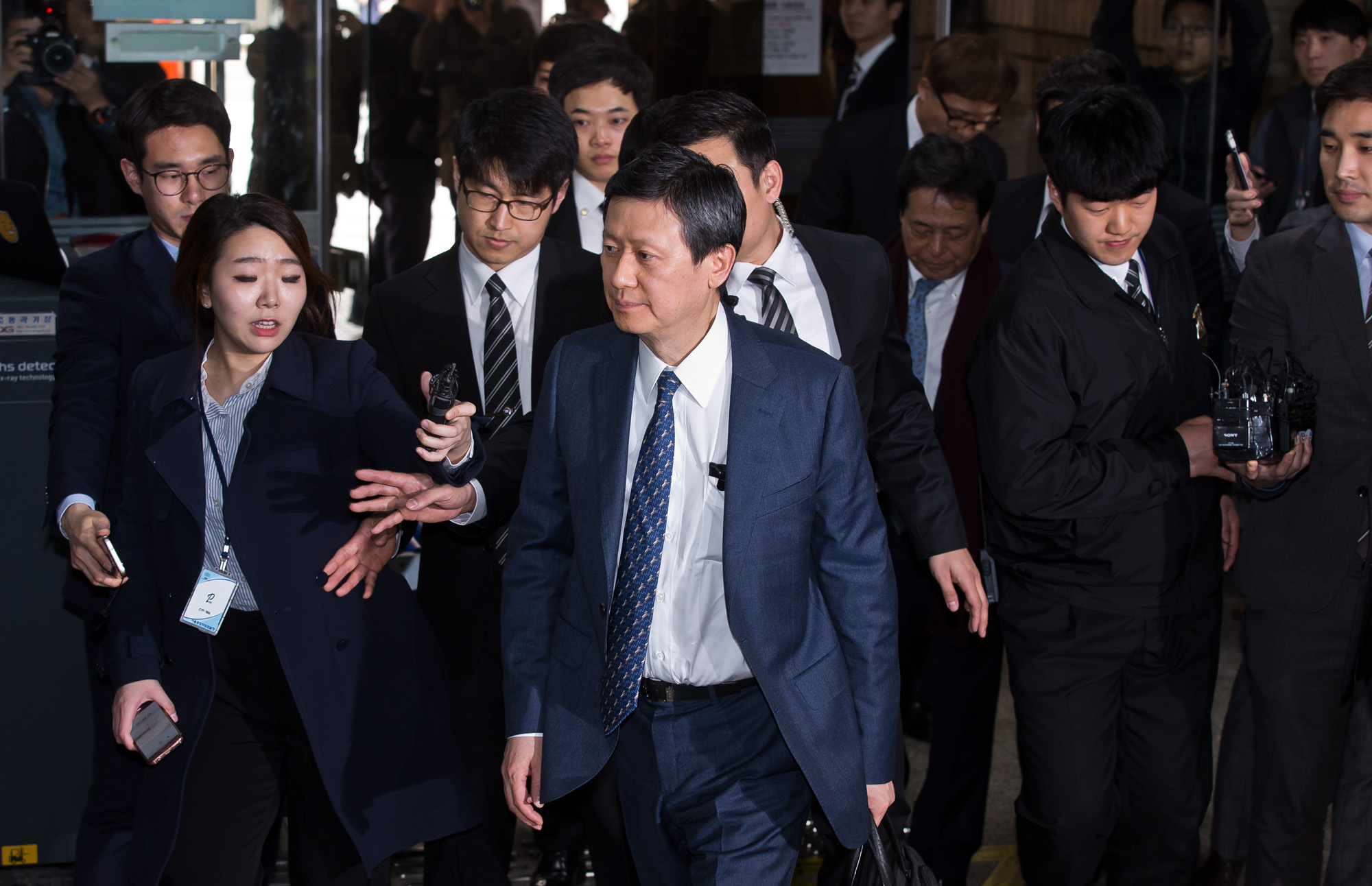 사회/경제/기업/비리/롯데총수일가첫정식재판/