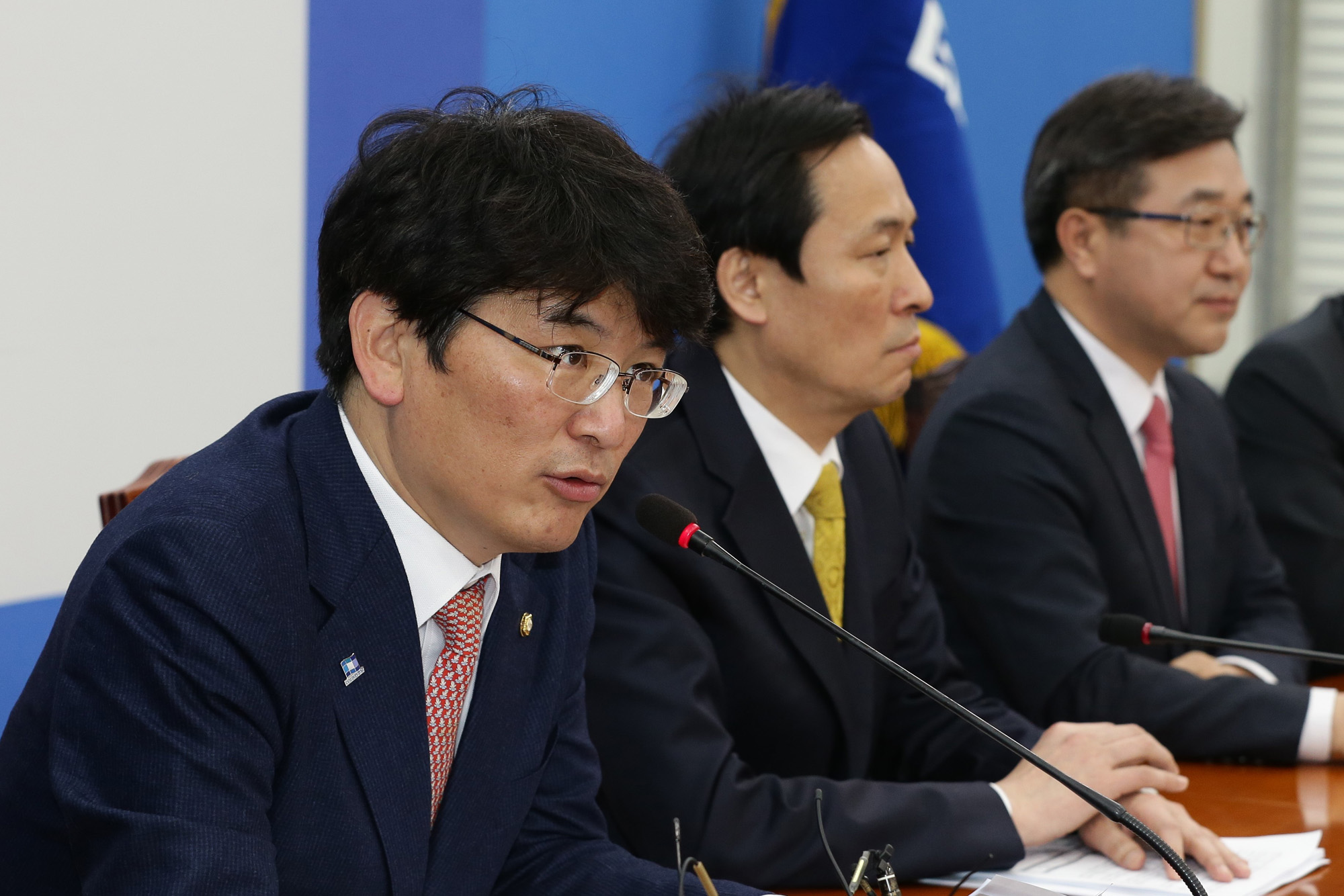 정치;국회;더불어민주당;우상호;정책조정회의