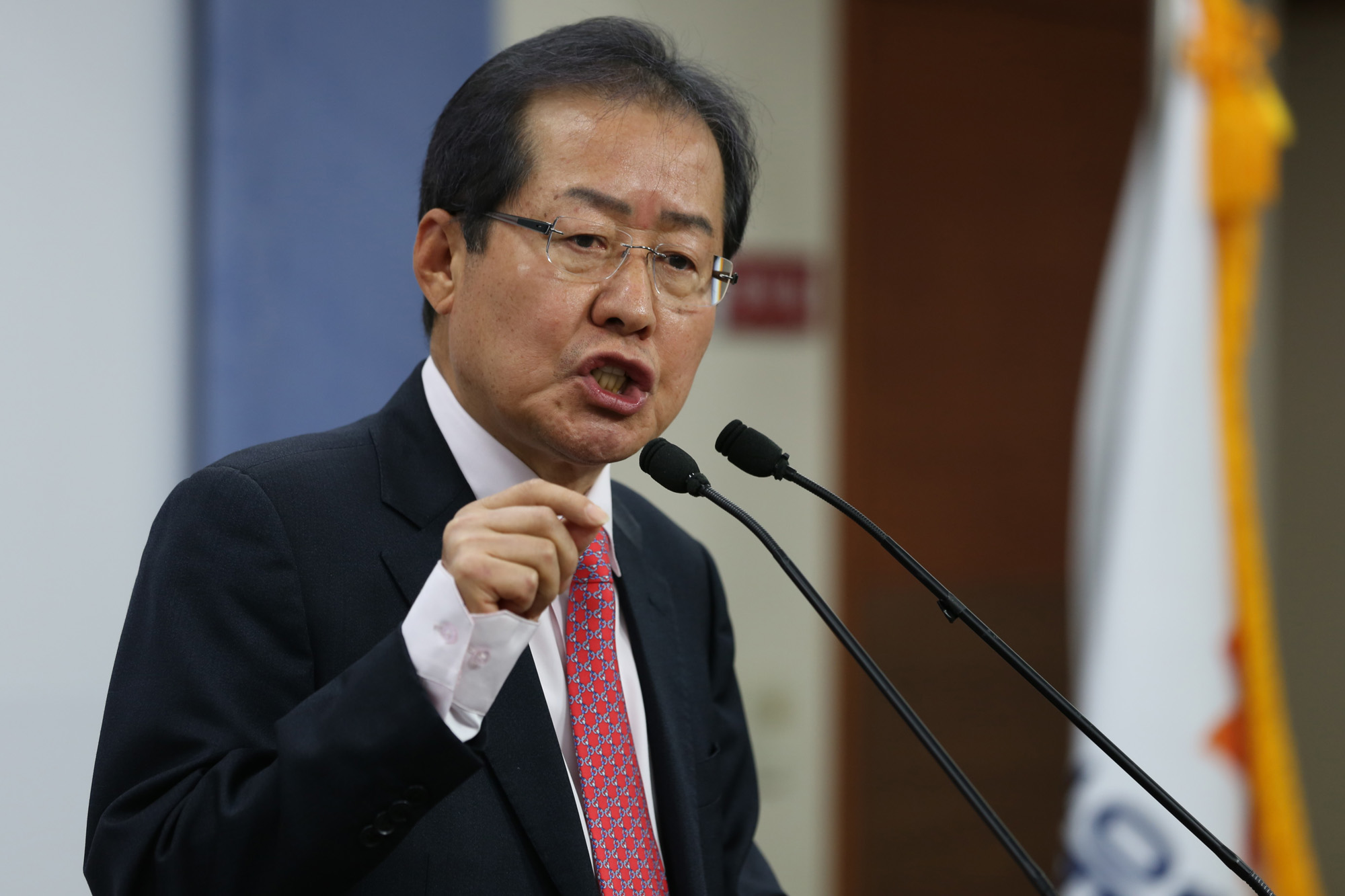 정치;홍준표;검찰개혁공약발표;자유한국당