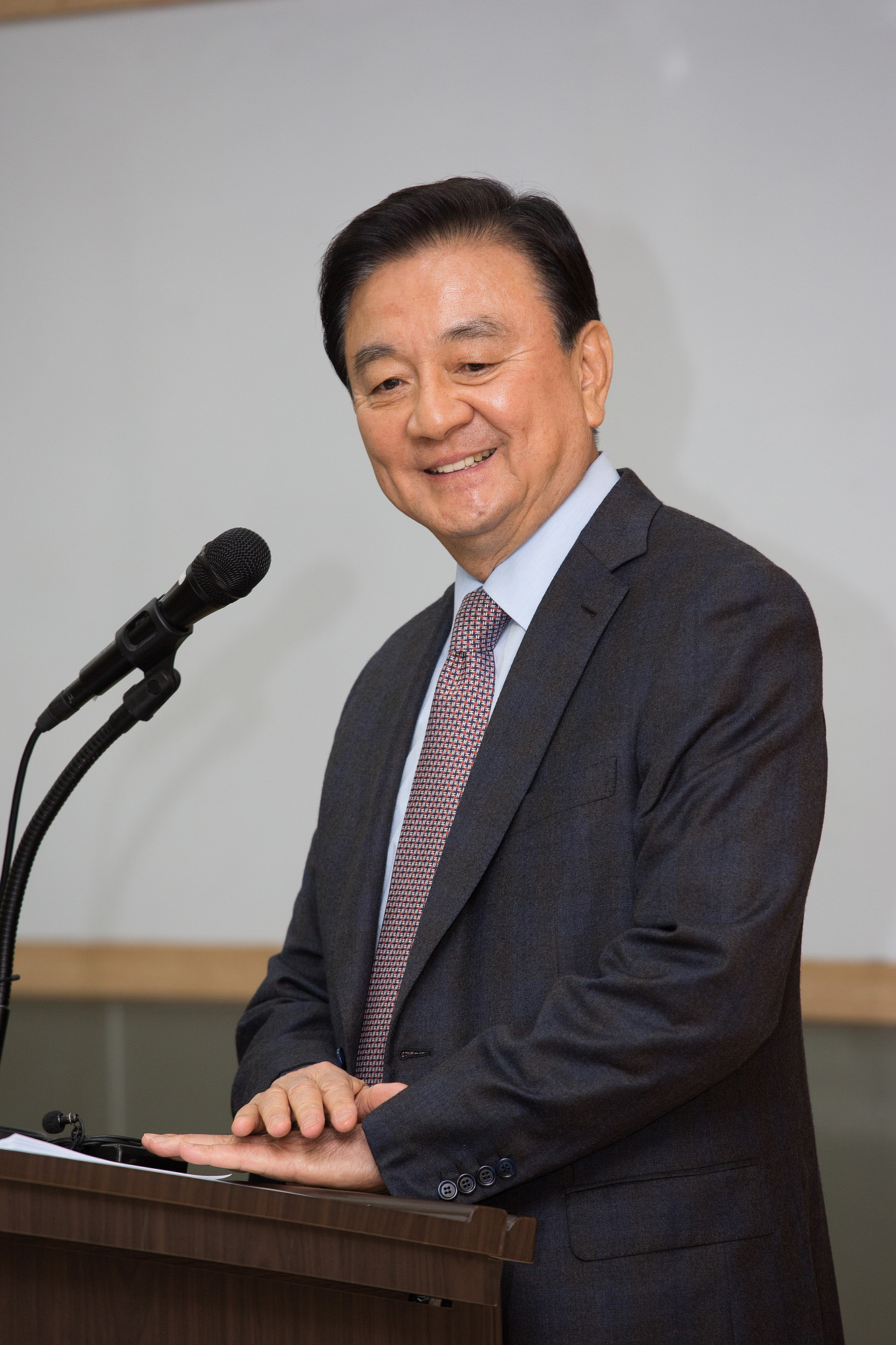 정치;신문;중앙일보;홍석현;강연