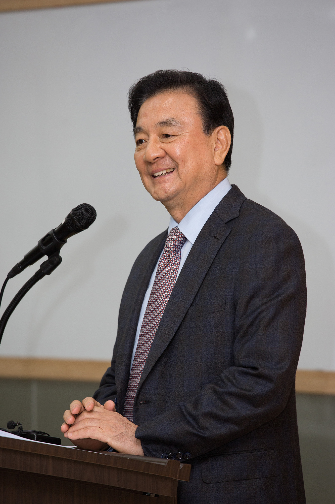 정치;신문;중앙일보;홍석현;강연