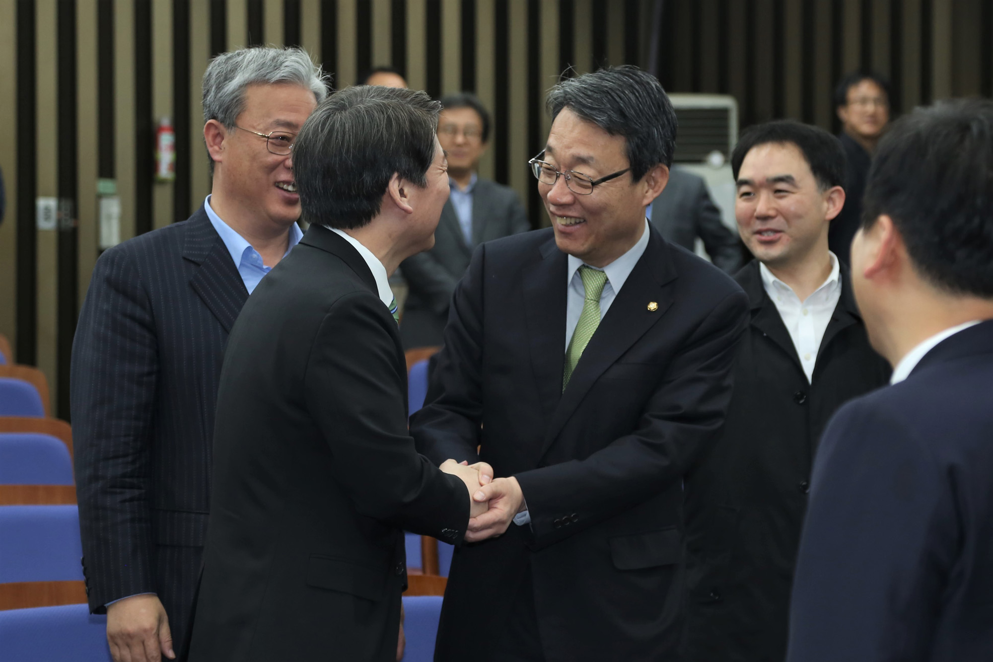 정치;국민의당;안철수;의원총회;김성식