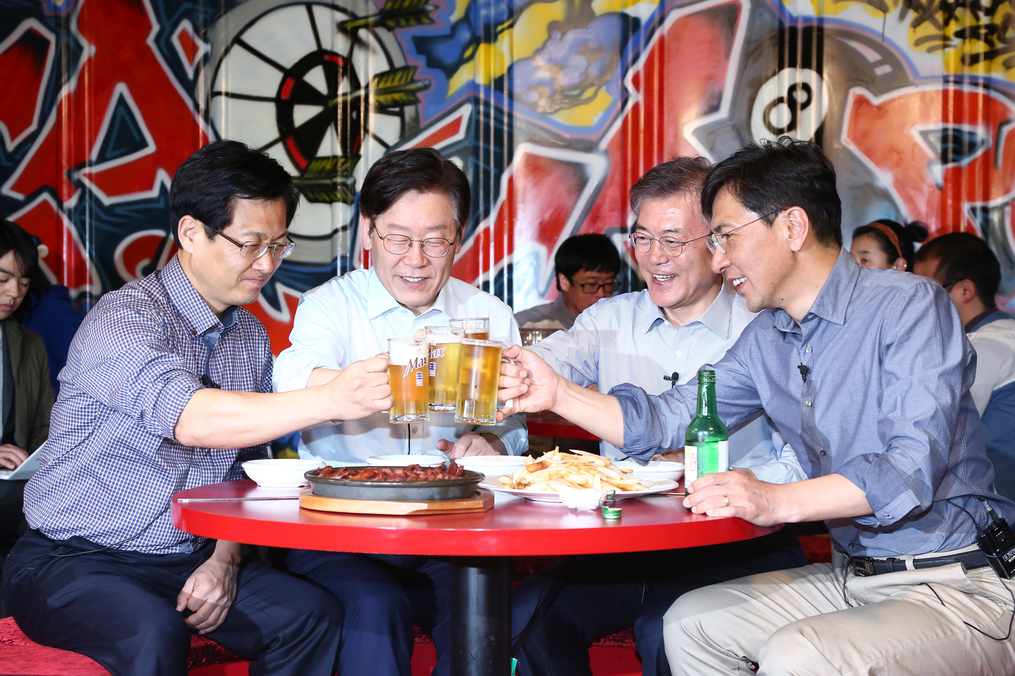 정치;문재인;안희정;이재명;최성;호프타임