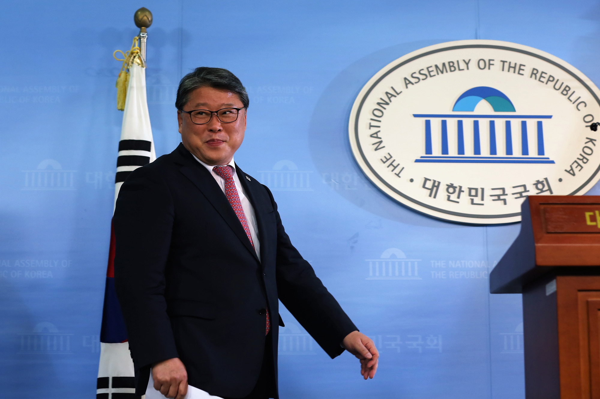 정치;국회;조원진;새누리당;정미홍;대선출마