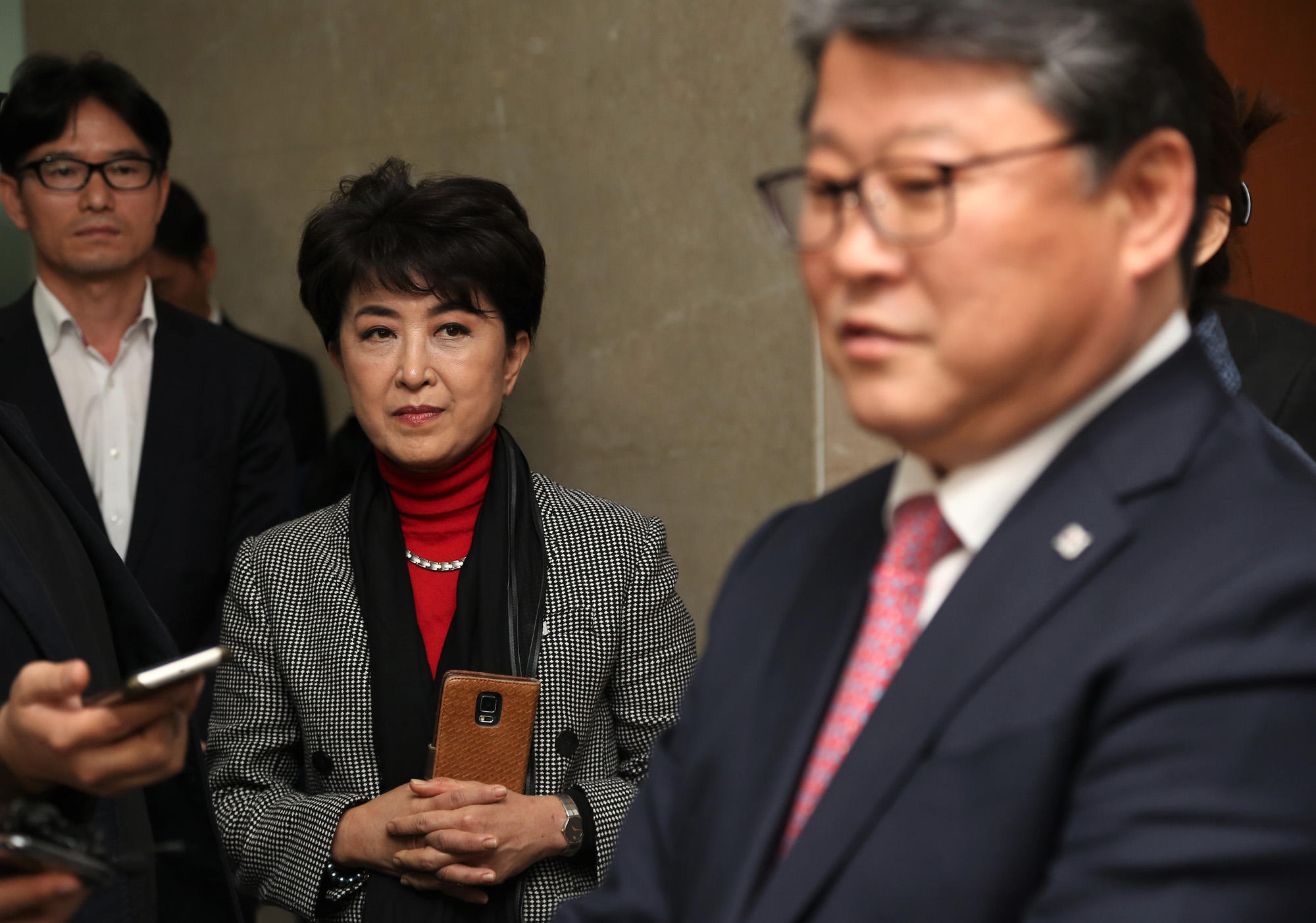 정치;국회;조원진;새누리당;정미홍;대선출마