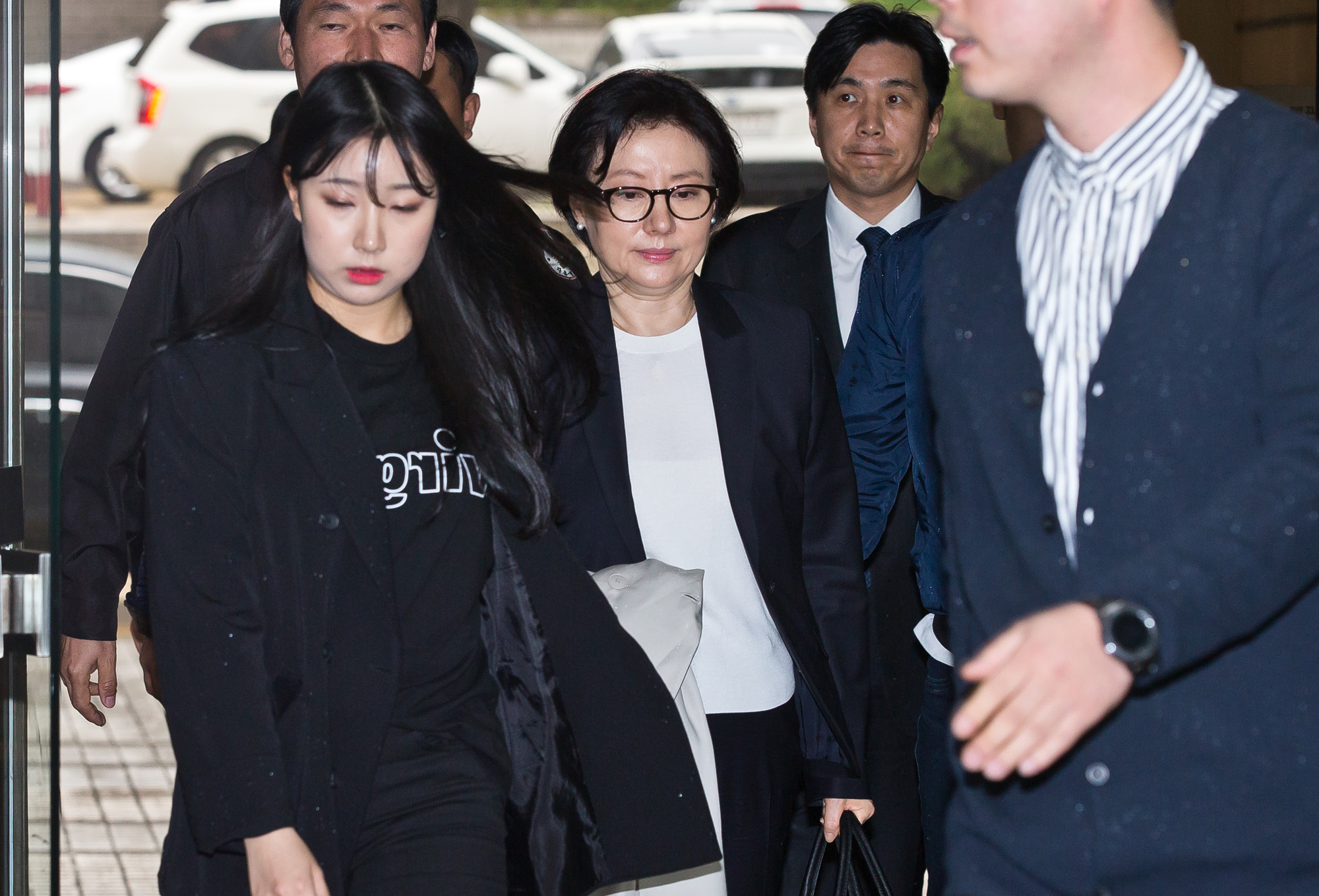 사회/경제/기업/비리/롯데총수일가첫정식재판/