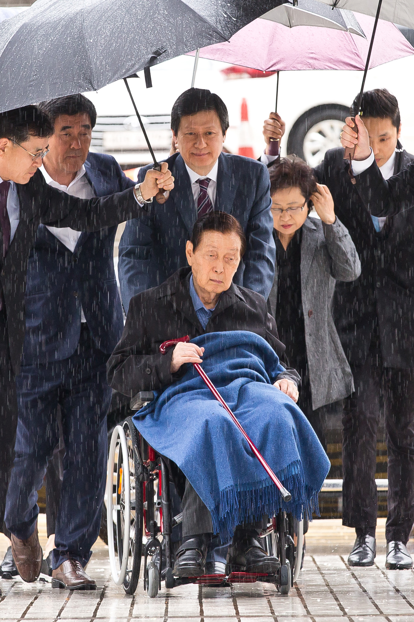 사회/경제/기업/비리/롯데총수일가첫정식재판/