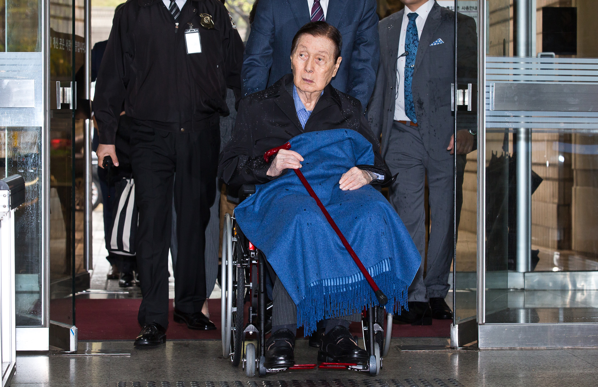 사회/경제/기업/비리/롯데총수일가첫정식재판/