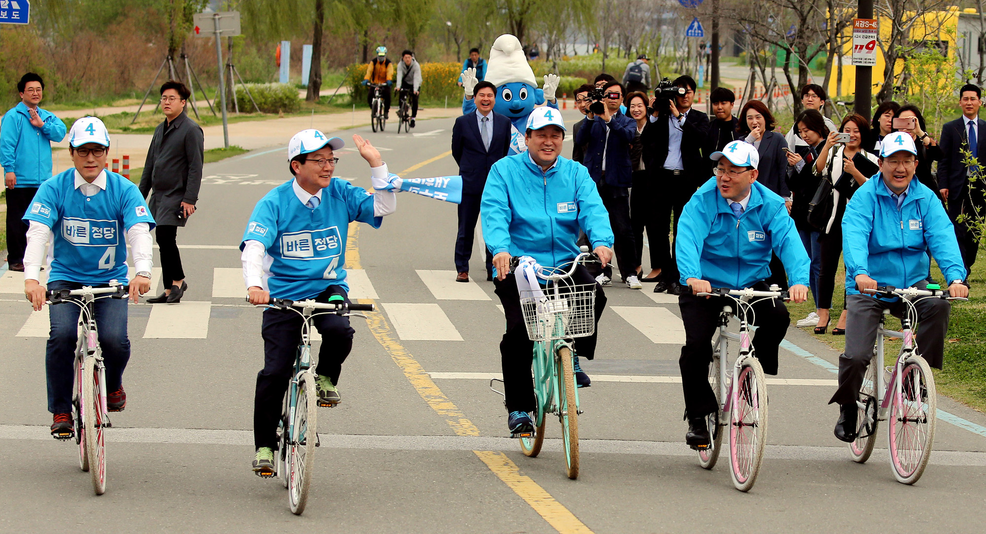 정치;유승민;자전거유세단;대선후보