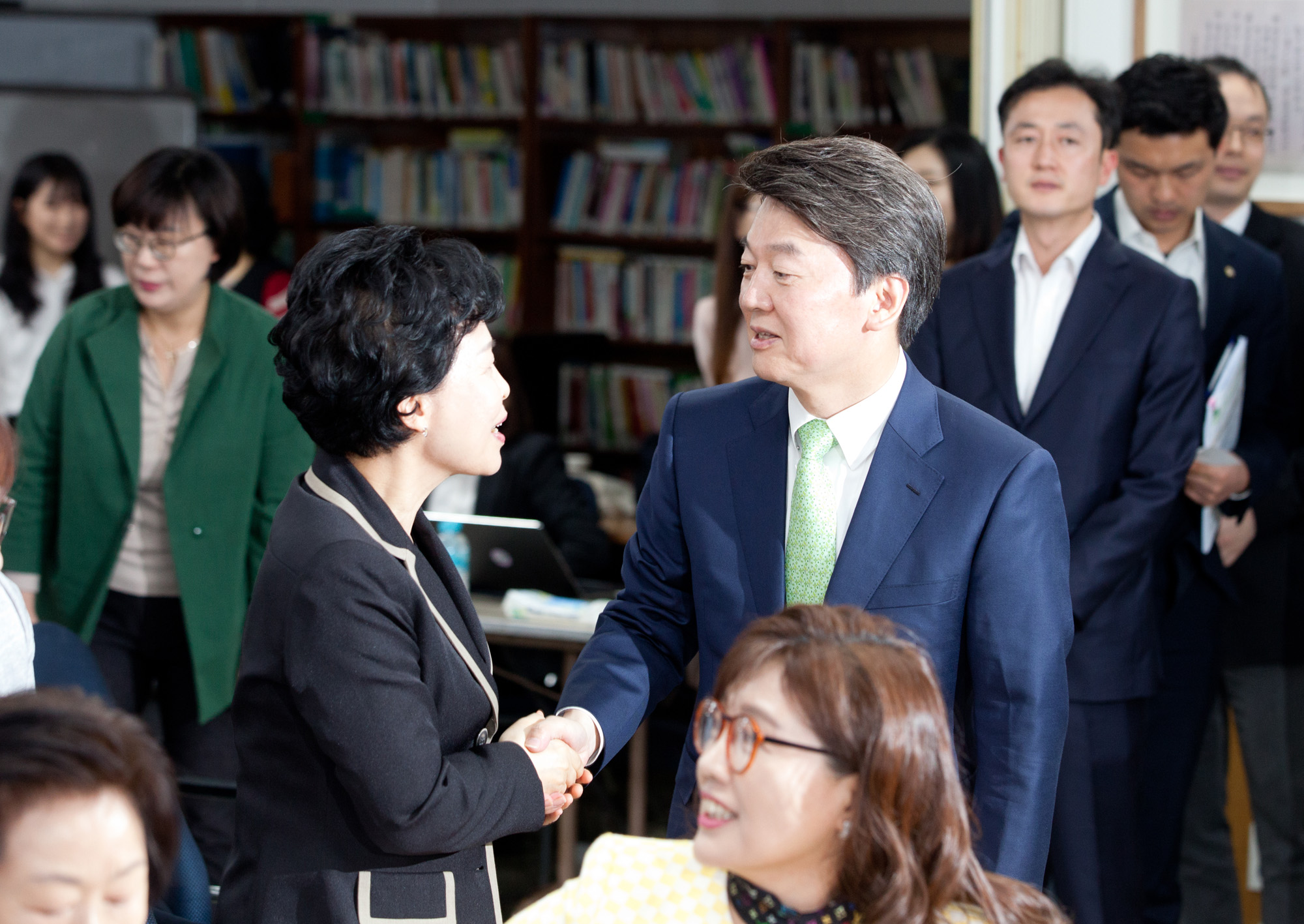 안철수;여성공양;성평등적책;제19대대선후보;국민의당후보