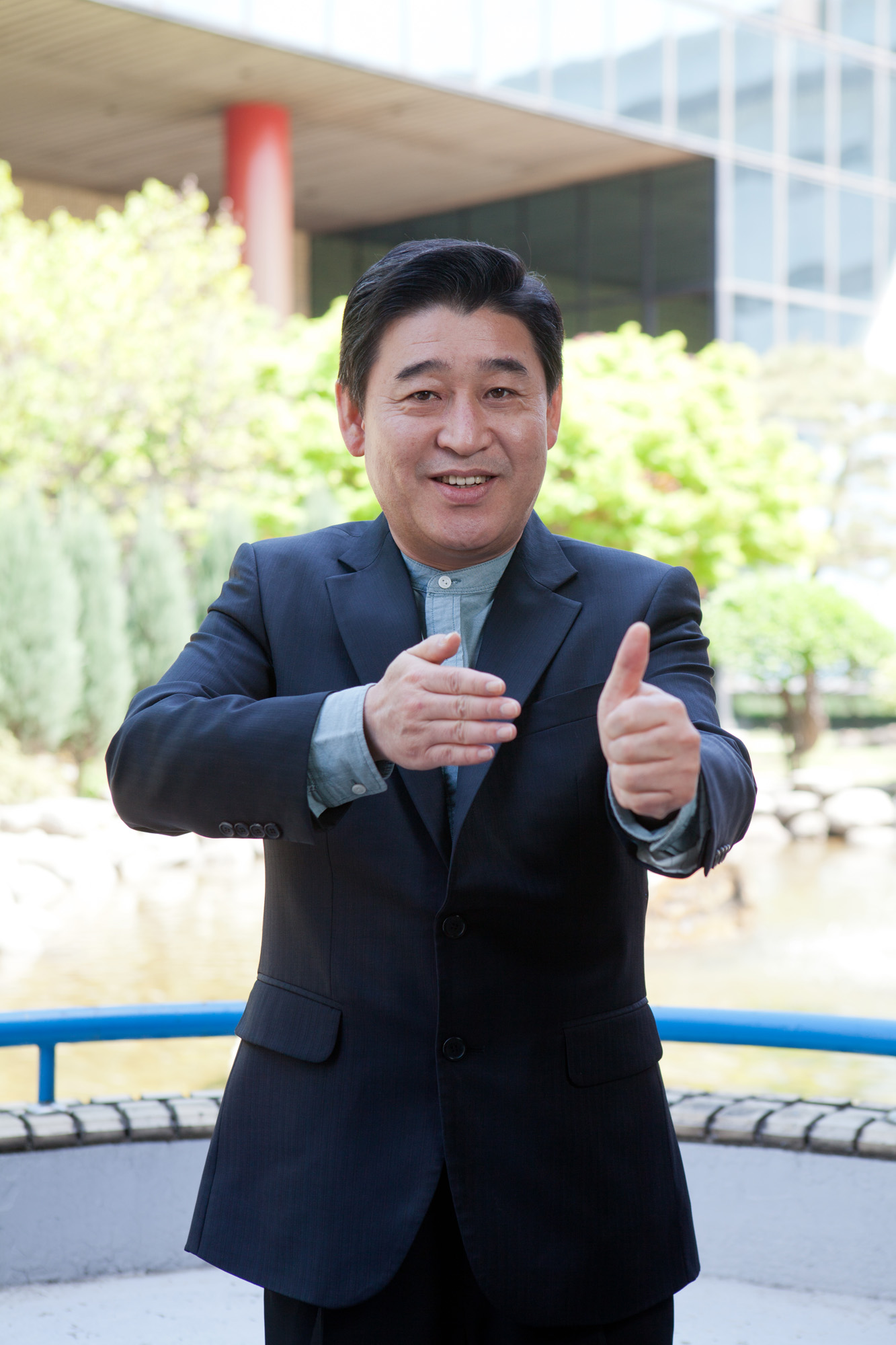 수화;수화통역사;조성현;투표합시다;투표를합시다