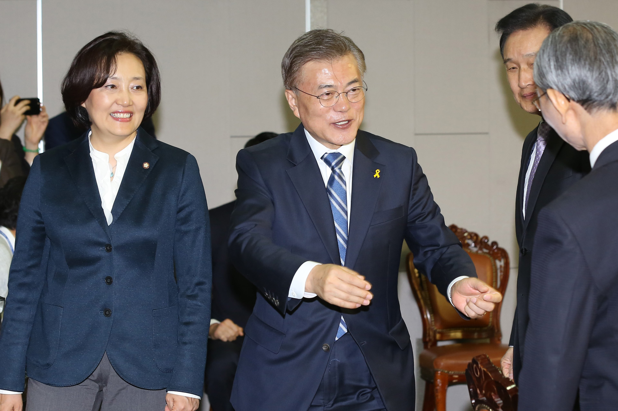 정치;문재인;대선후보;통합정부토론회;박영선