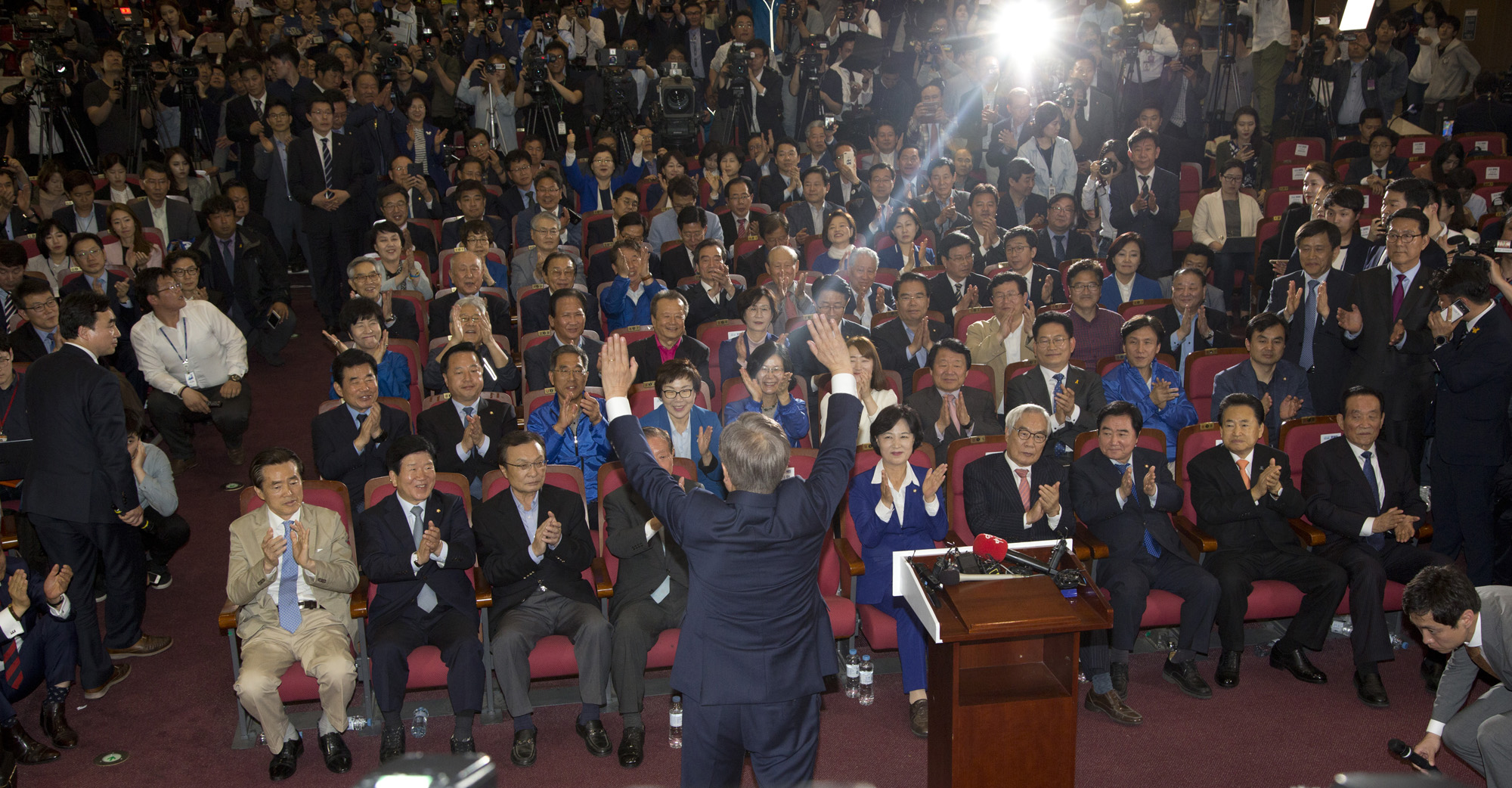 정치;정당;더민주당;더불어민주당;대선;대통령선거;개표상황실;문재인