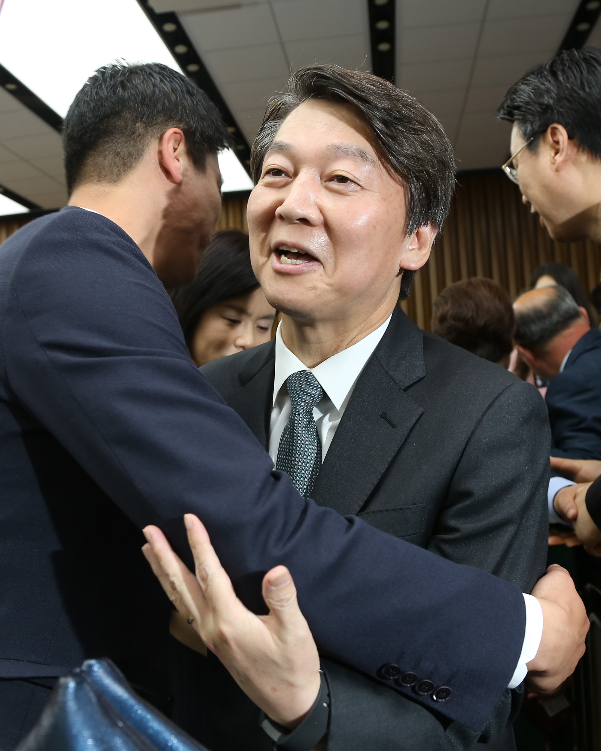 정치;안철수;국민의당;선거대책위원회해단식;해단식