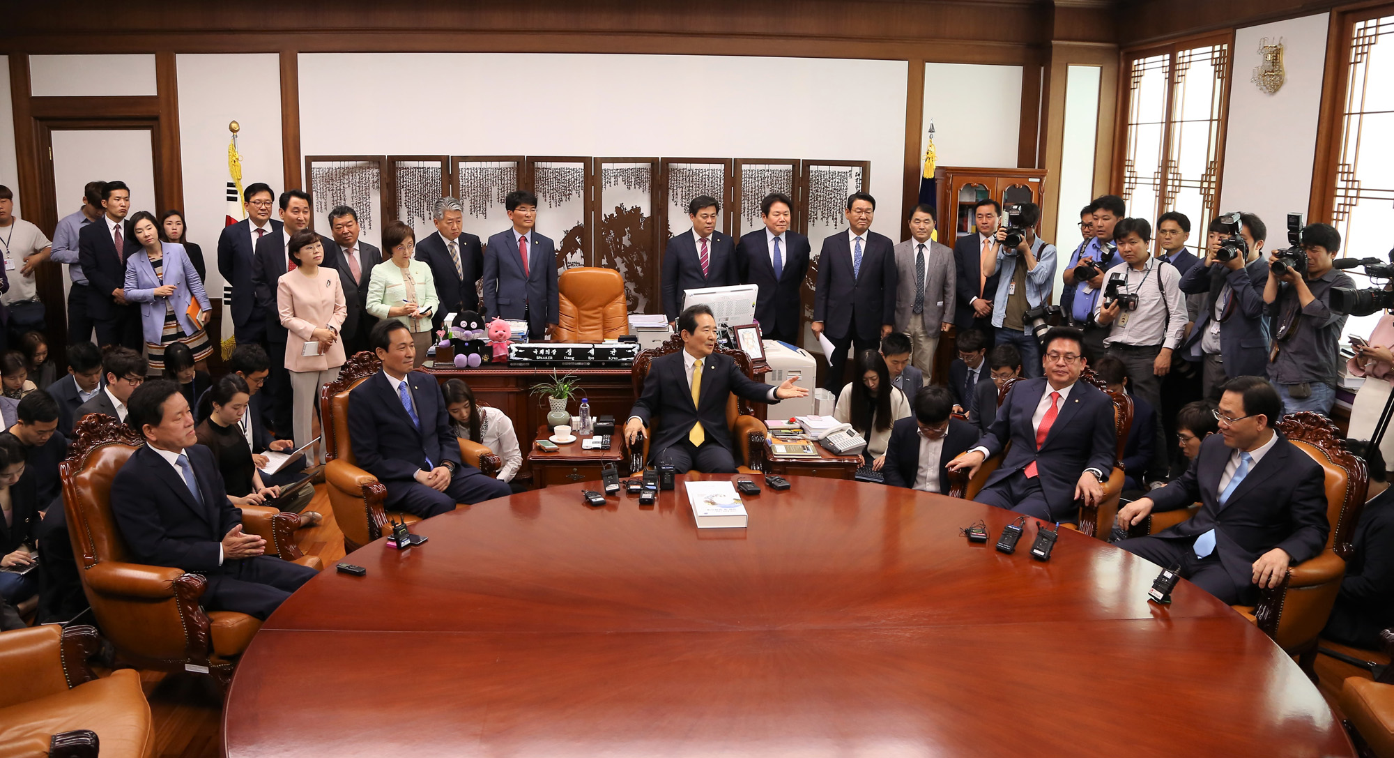 정치;국회;국회의장;4당원내대표