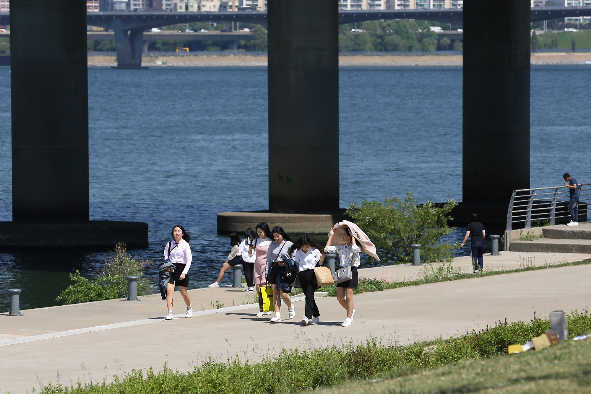 사회;날씨;무더위;여름날씨;여의도한강공원;물빛광장