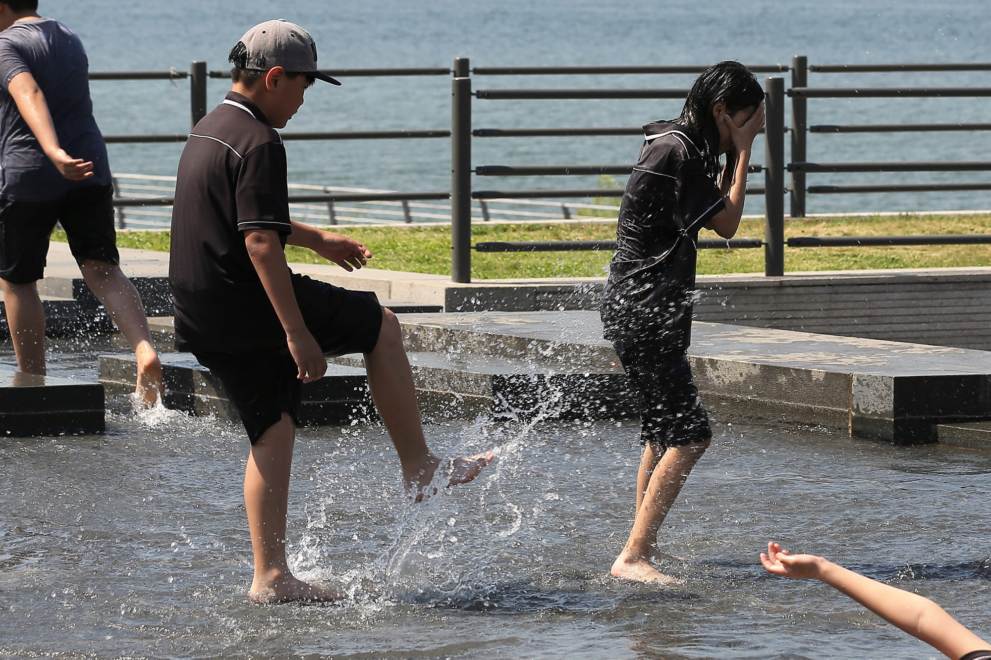 사회;날씨;무더위;여름날씨;여의도한강공원;물빛광장