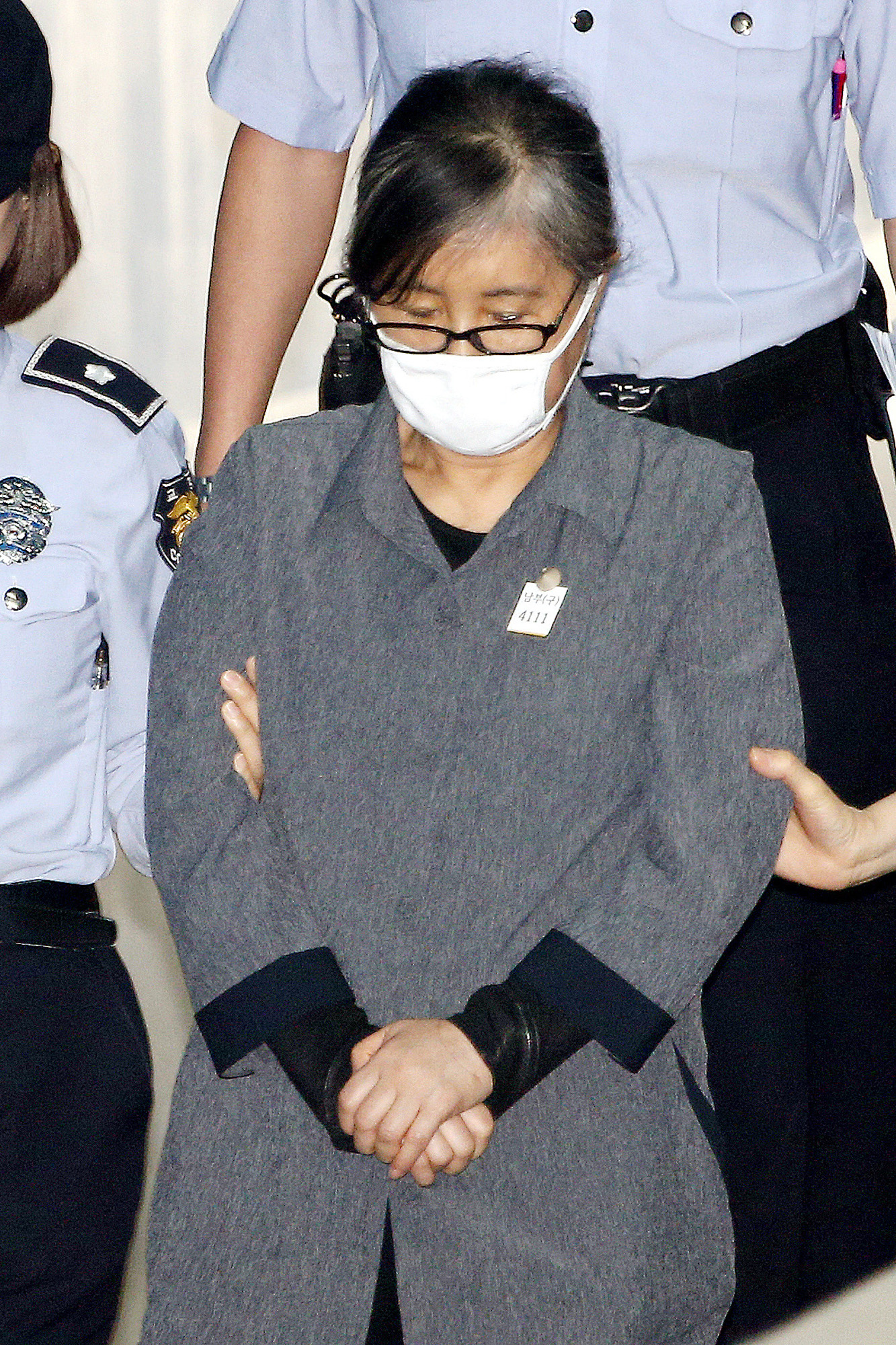 법원;재판;최순실;호송차