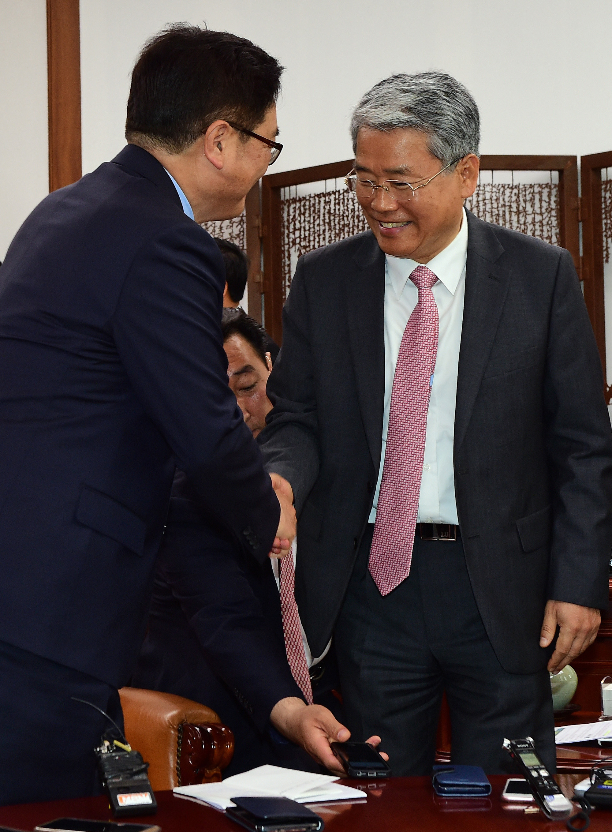 정치;국회;국회의장;정세균;4당원내대표;우원식;정우택;주호영;김동철