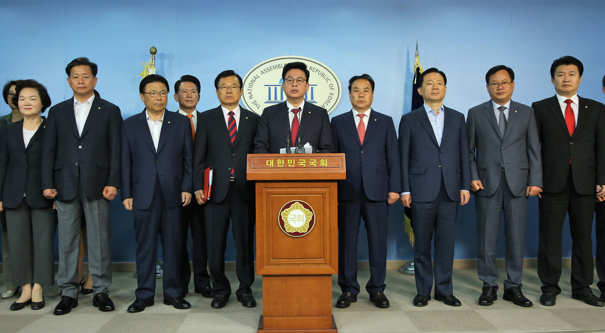 정치;국회;정우택;총리후보반대