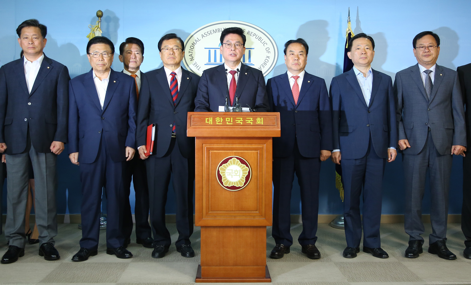 정치;국회;정우택;총리후보반대