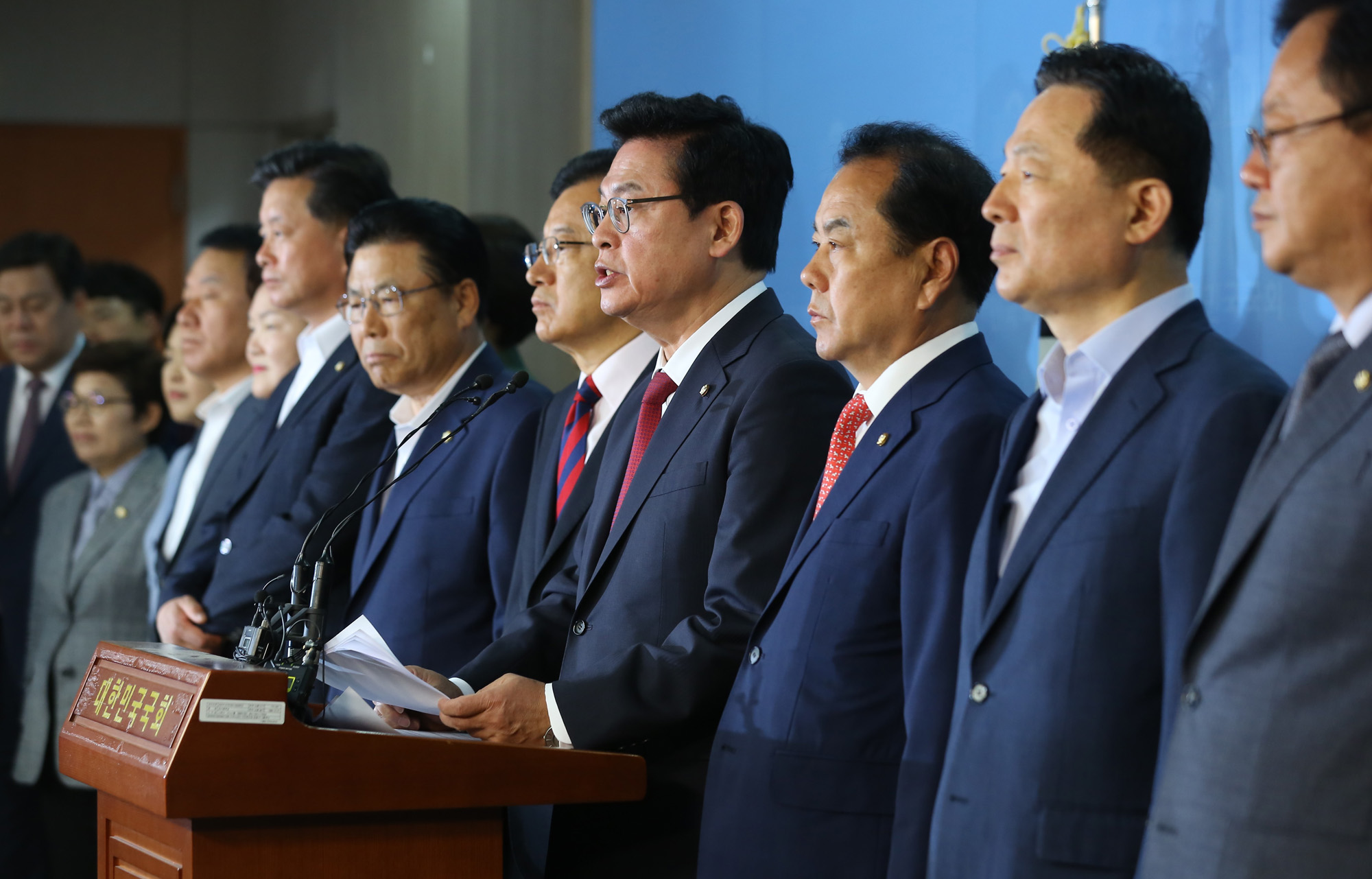 정치;국회;정우택;총리후보반대