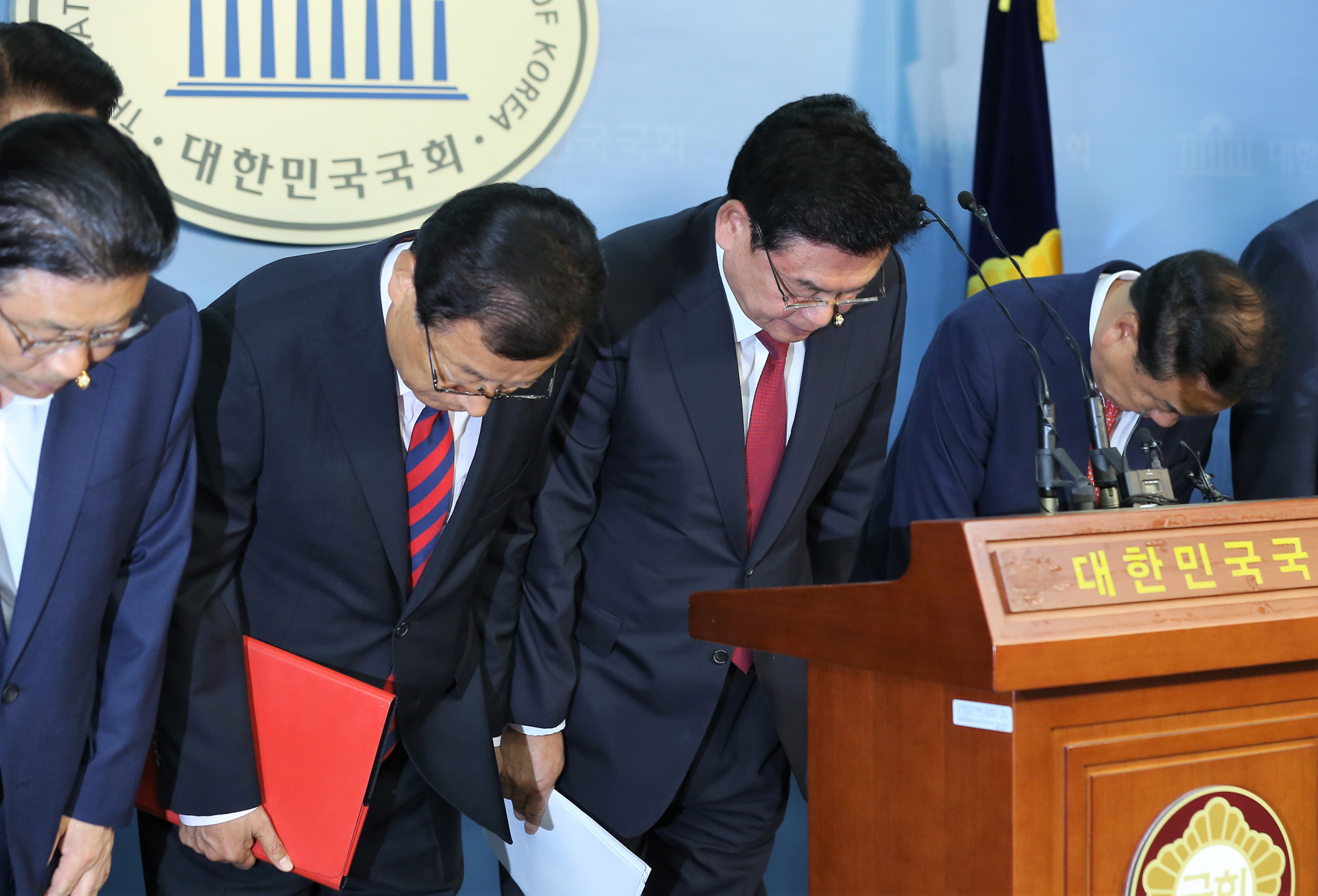 정치;국회;정우택;총리후보반대