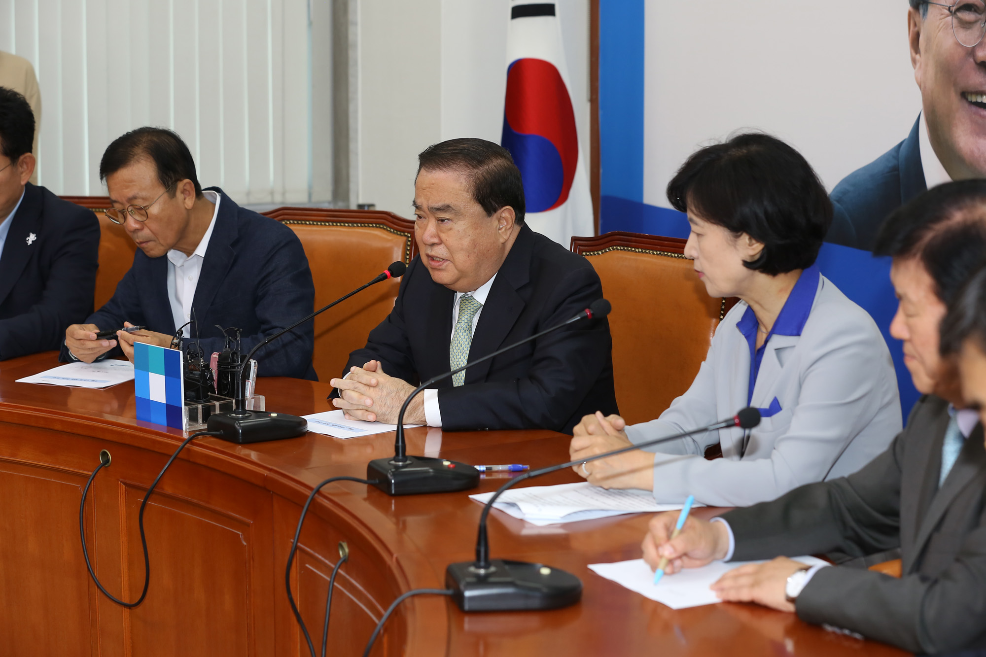 정치;국회;더불어민주당;중진의원;추미애