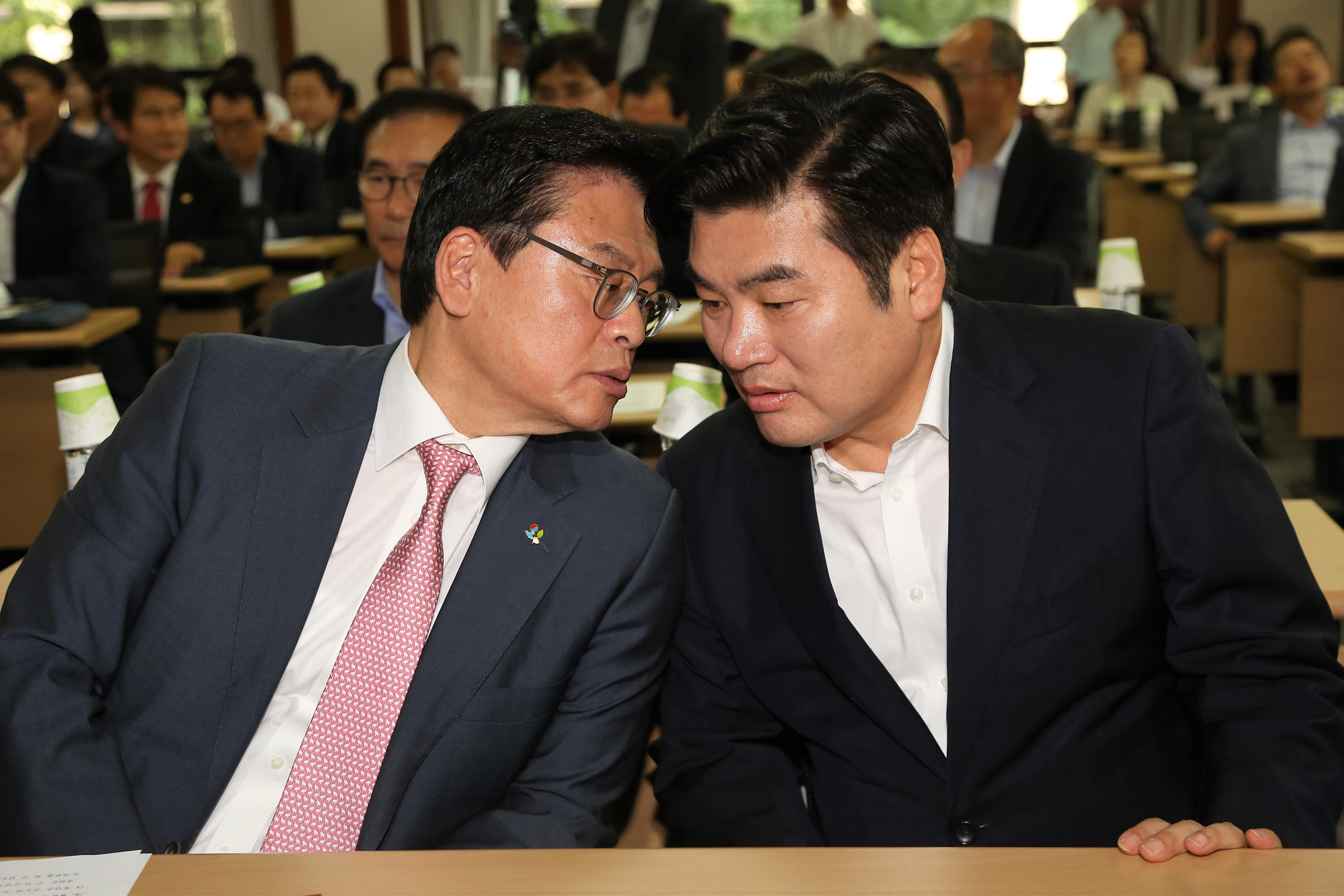 정치;국회;자유한국당;원외당협위원장협의회;정우택;홍준표;원유철