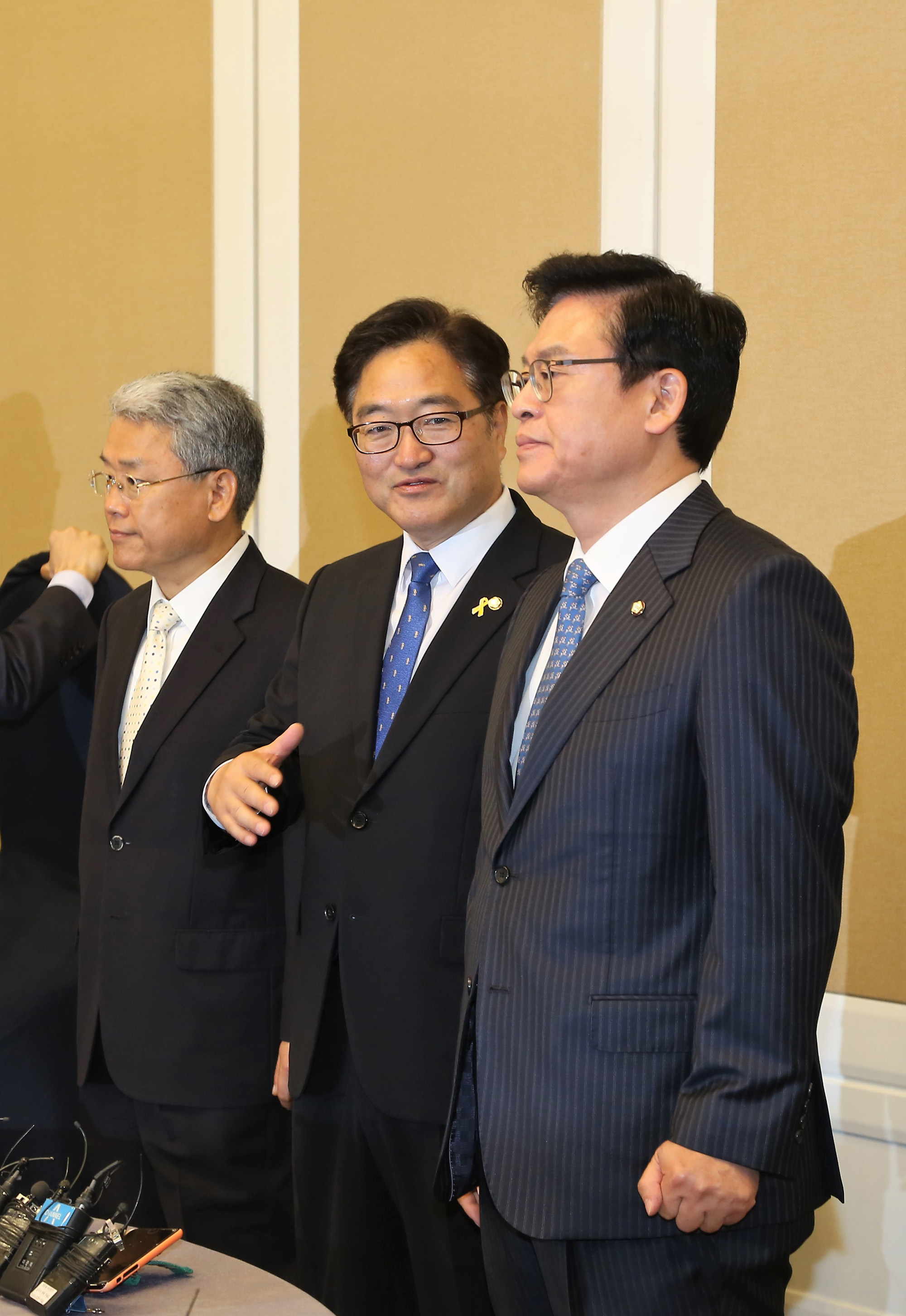 정치;국회;여야4당원내대표;원내대표회동;우원식;정우택;김동철;주호영