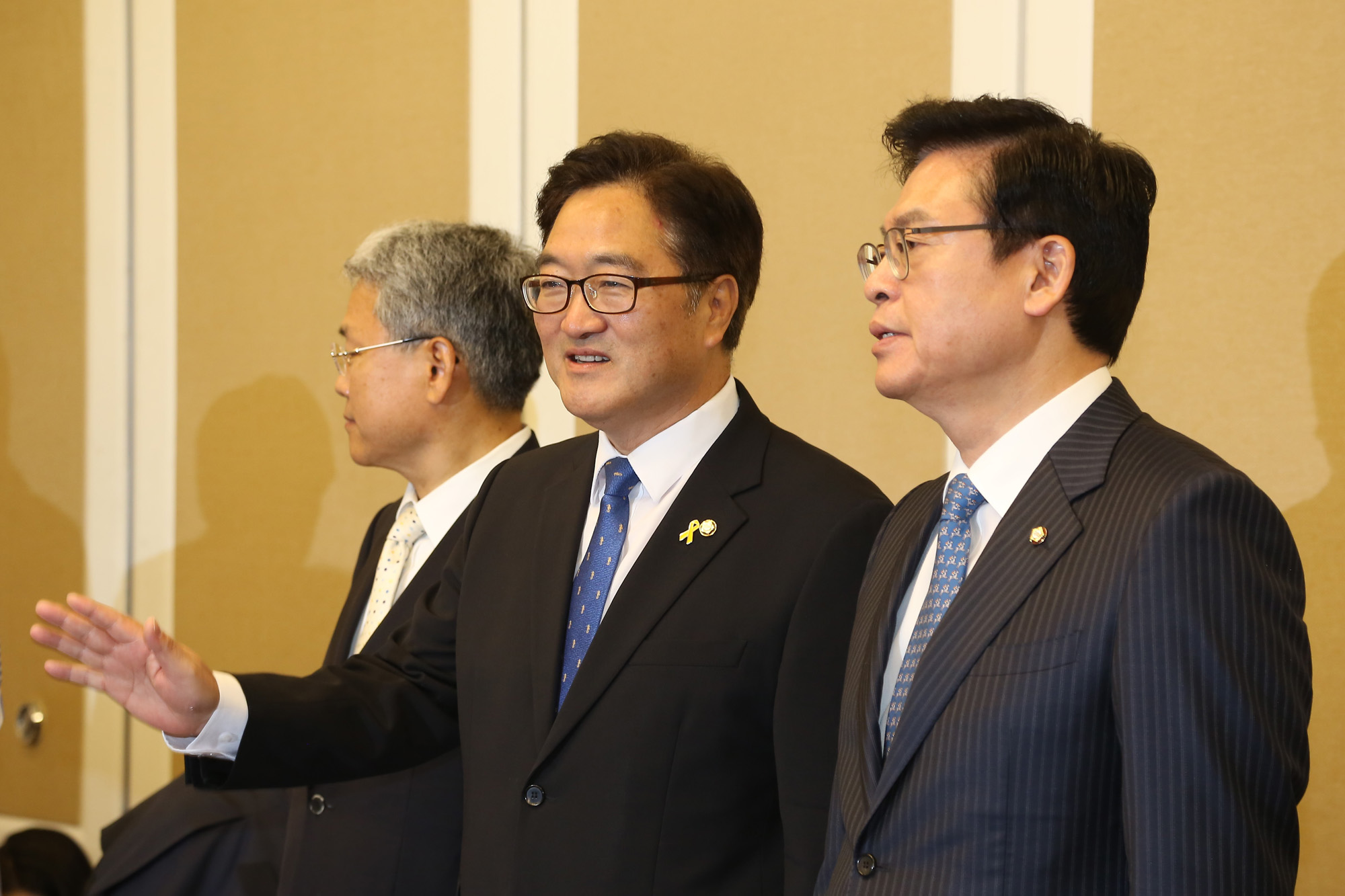 정치;국회;여야4당원내대표;원내대표회동;우원식;정우택;김동철;주호영