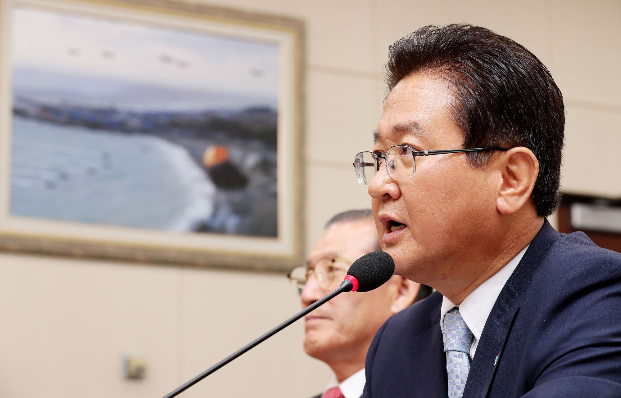 정치;국회;국방위원회