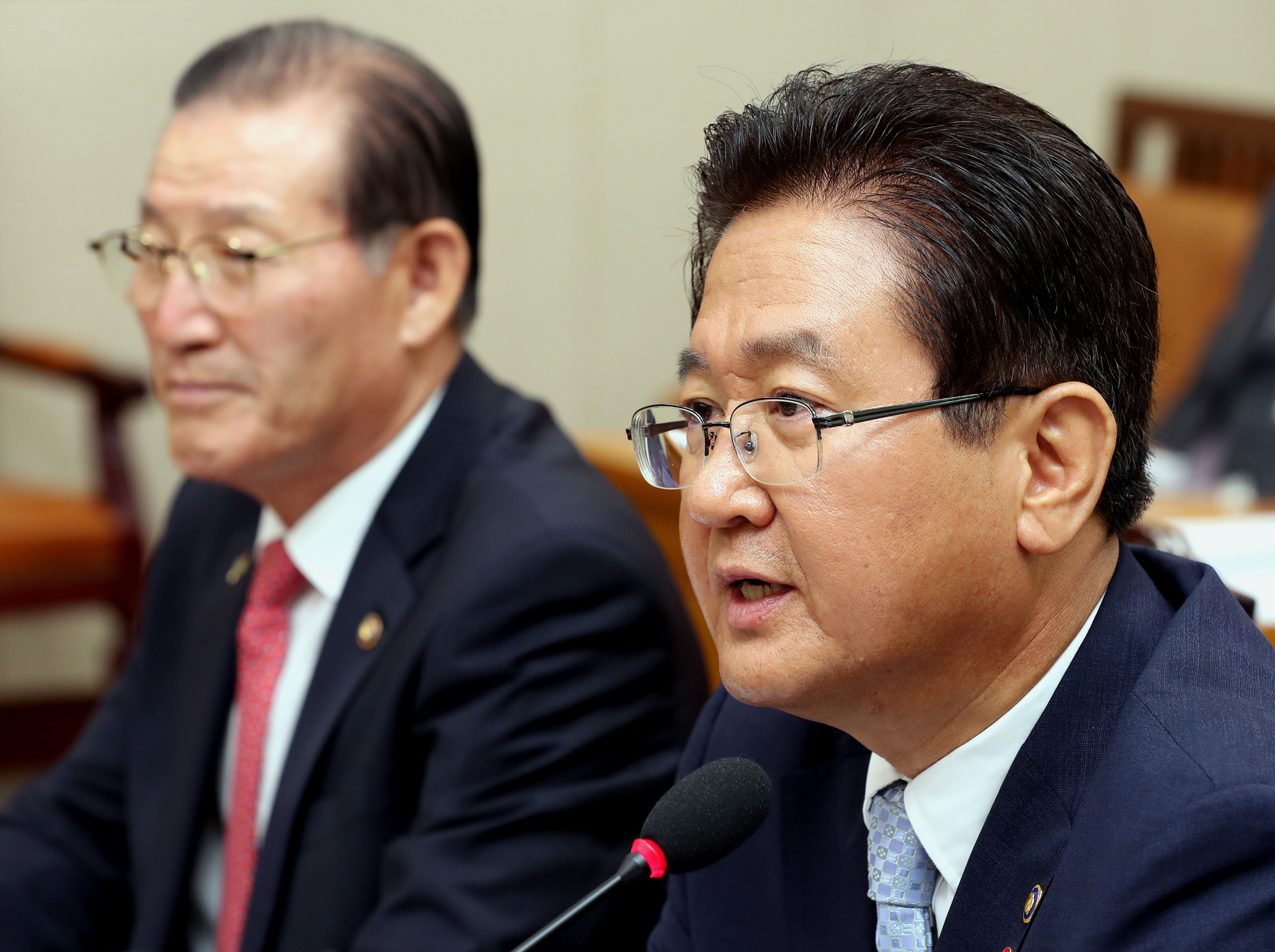 정치;국회;국방위원회