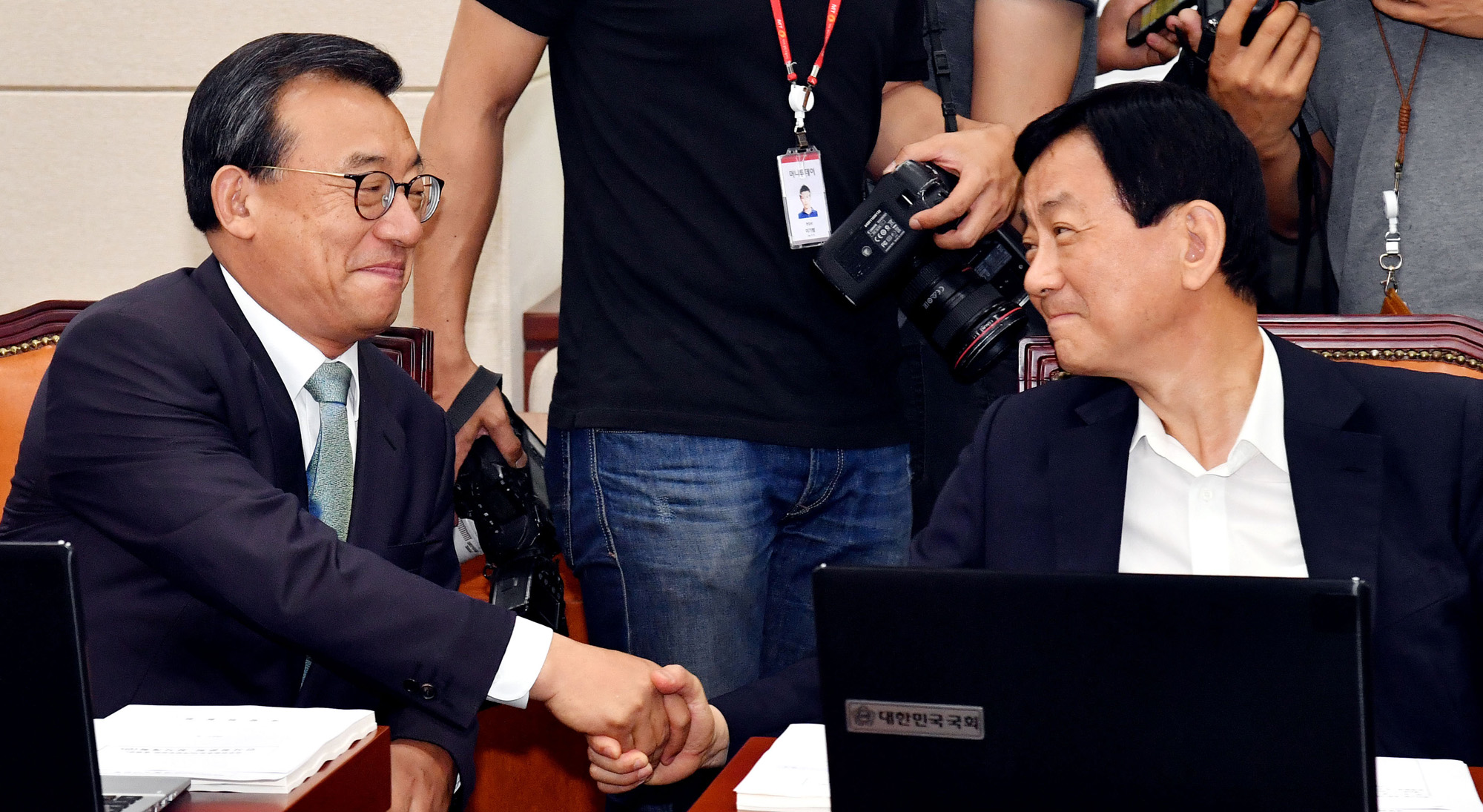 정치;국회;국방위원회