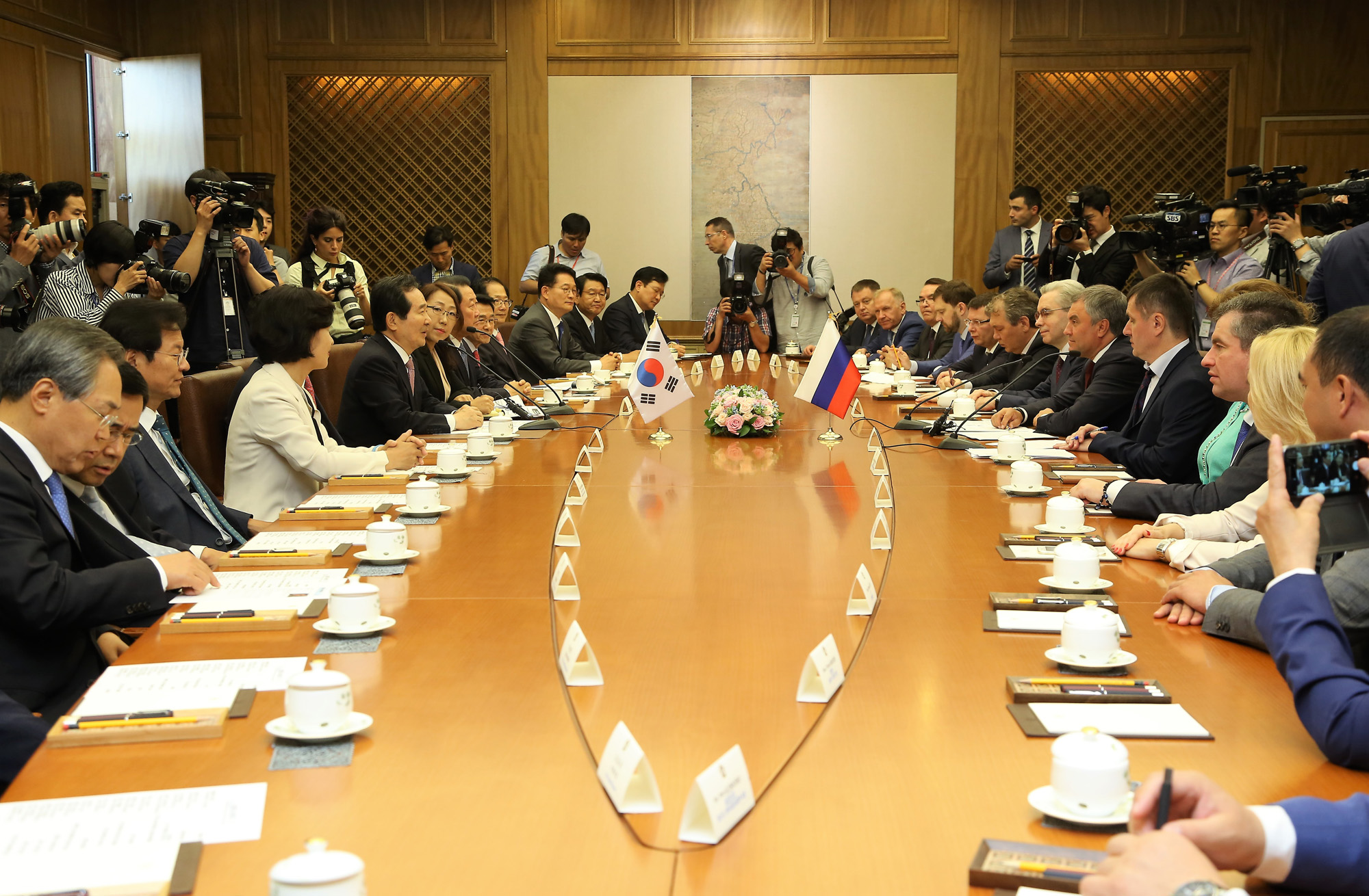 정치;국회;국회의장;정세균;러하원의장