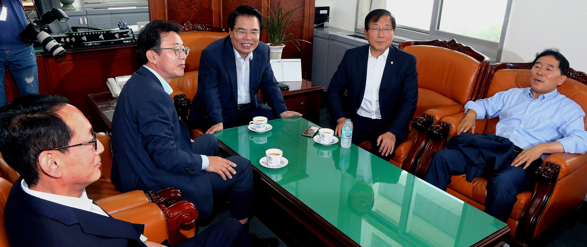 정치;국회;예산결산위원회;간사회동;김도읍;황주홍;백재현