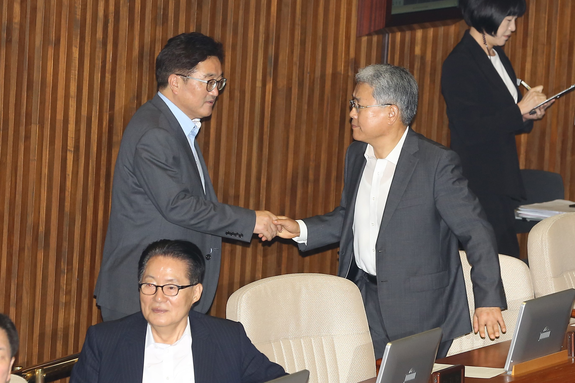 정치;국회;본회의;정부조직법